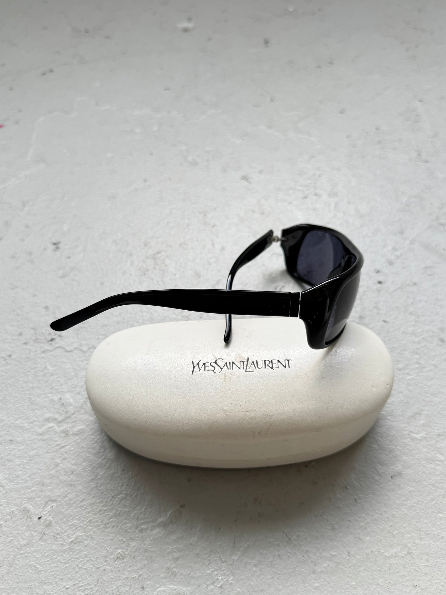 Yves Saint Laurent Black Sunglasses (OS)