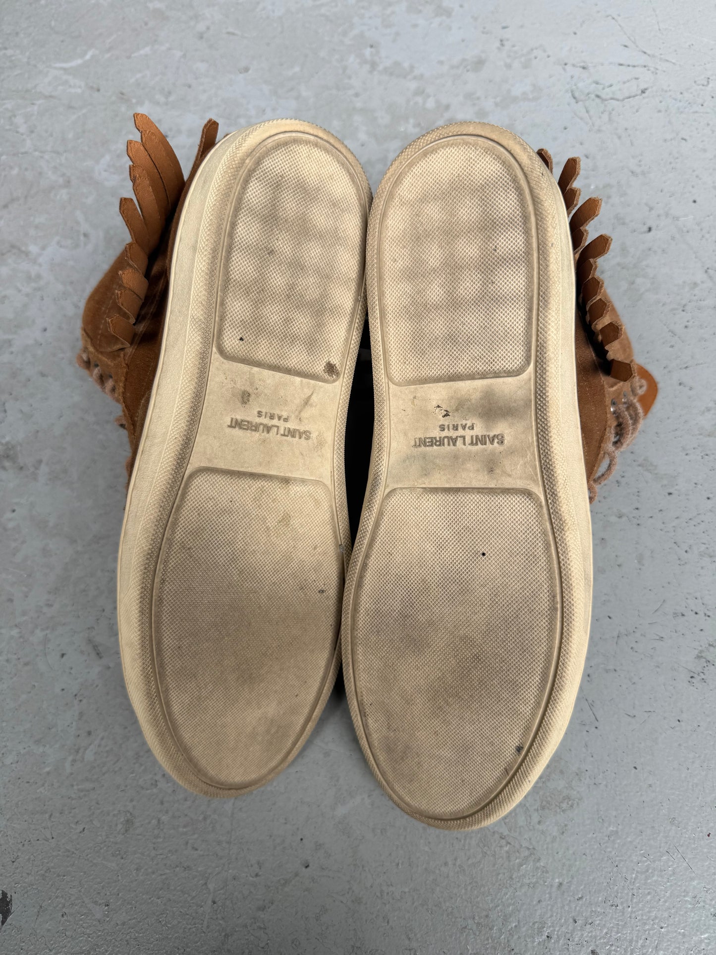 Saint Laurent Paris SL/18H Suede Fringe Sneakers (42)