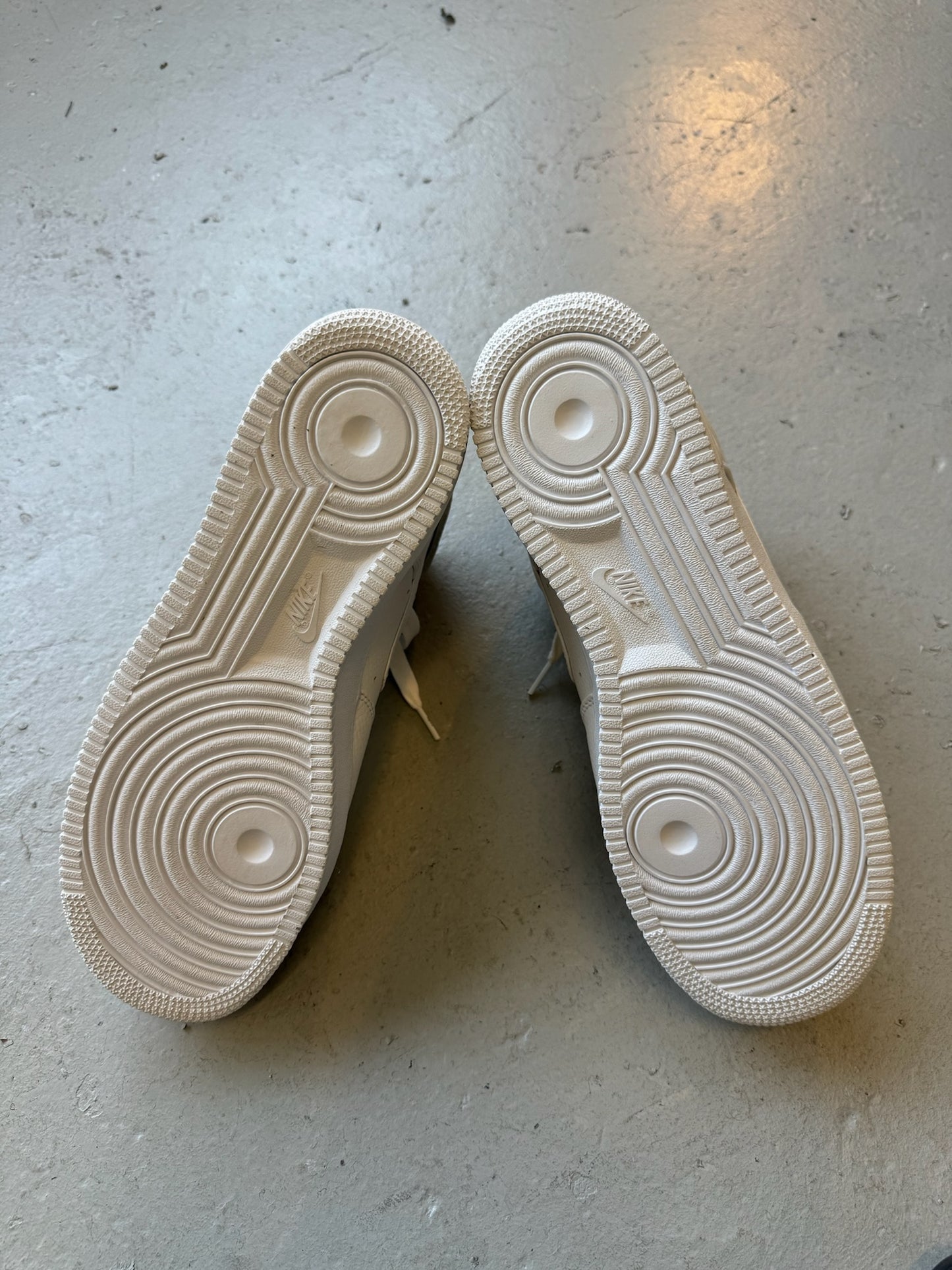 Alyx X Nike Air Force 1 (11)
