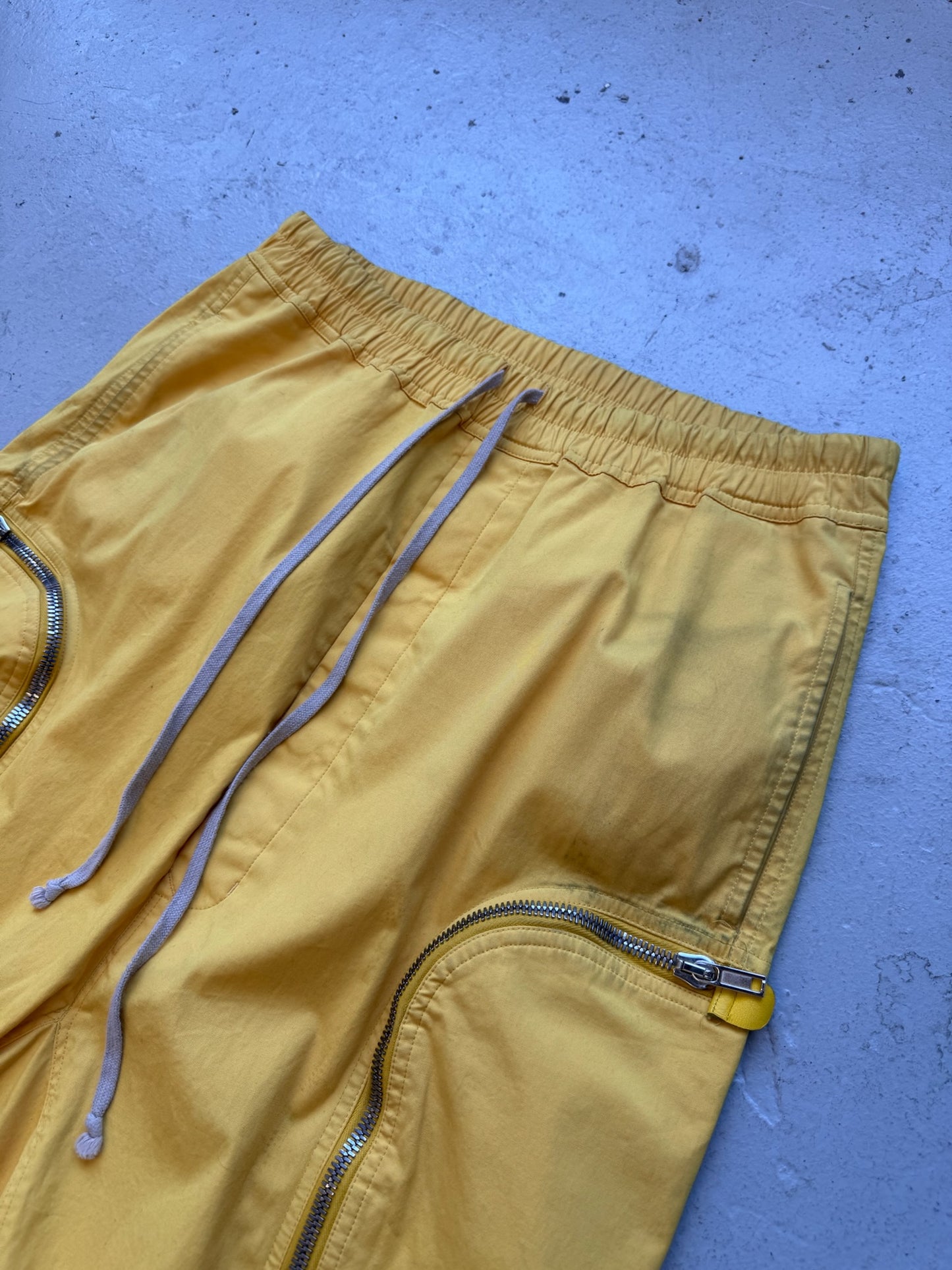 Rick Owens SS20 Tecuatl Lemon Baushaus Cargo Shorts (52)