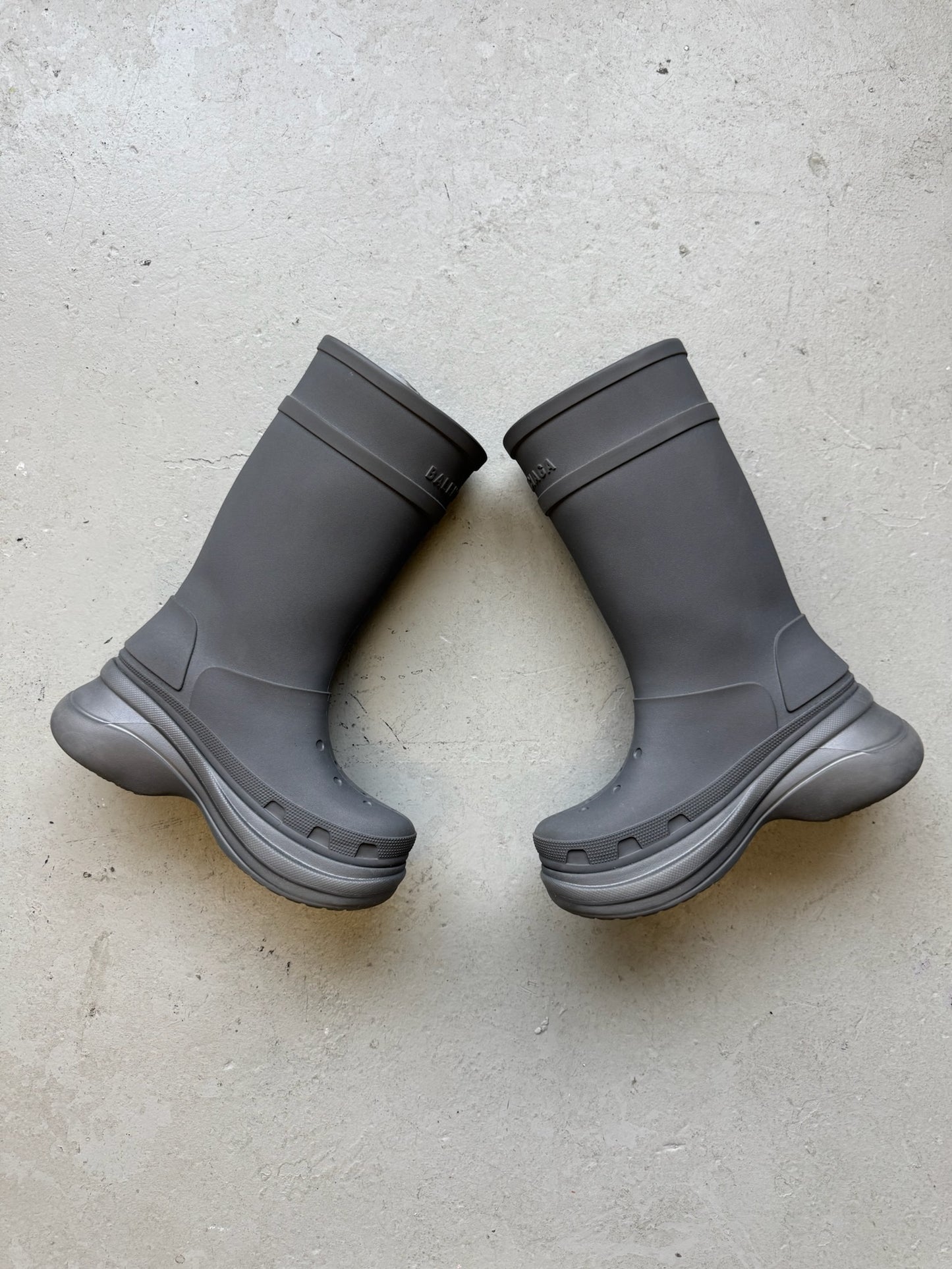 Balenciaga Crocs (44)