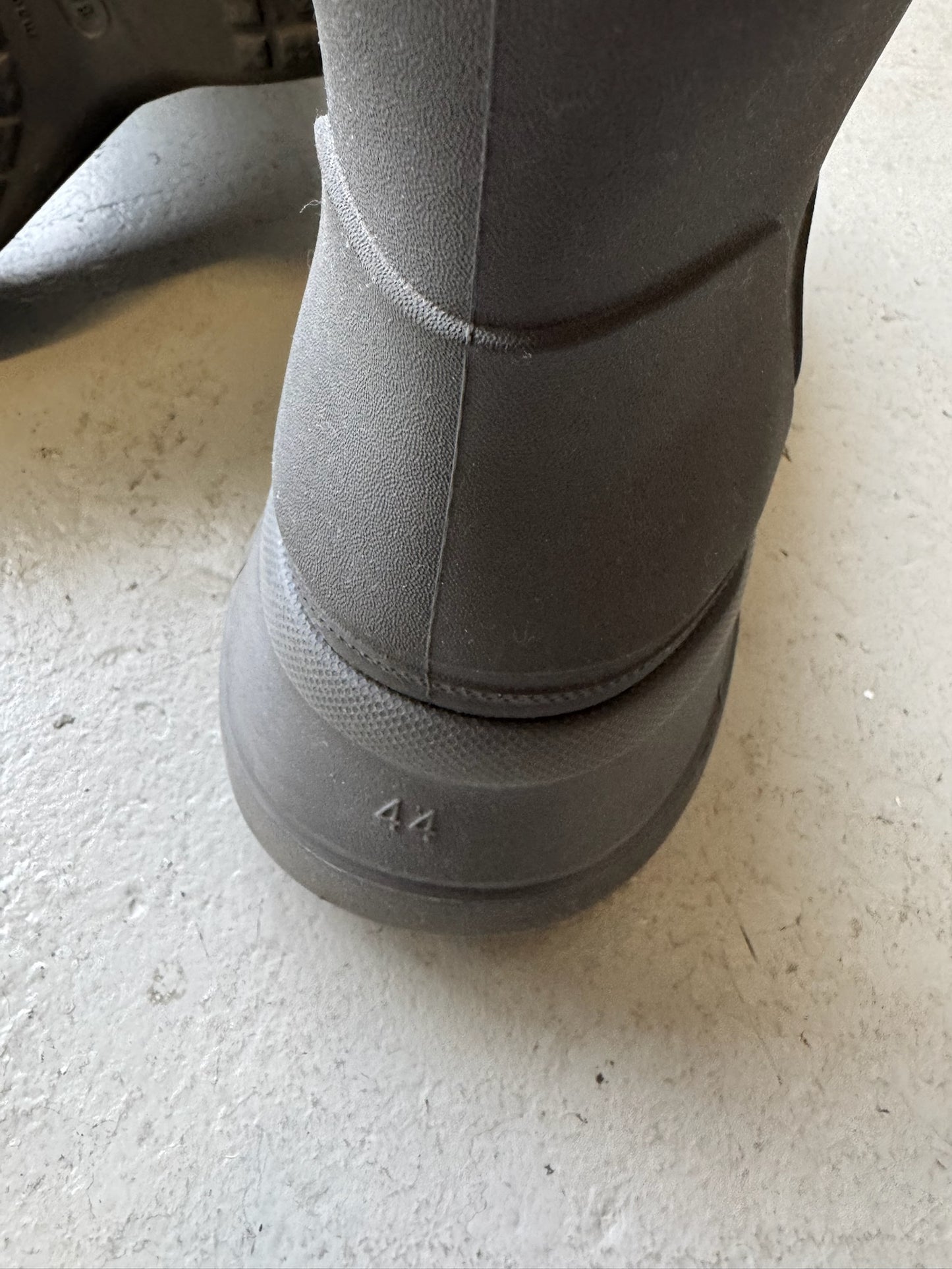 Balenciaga Crocs (44)