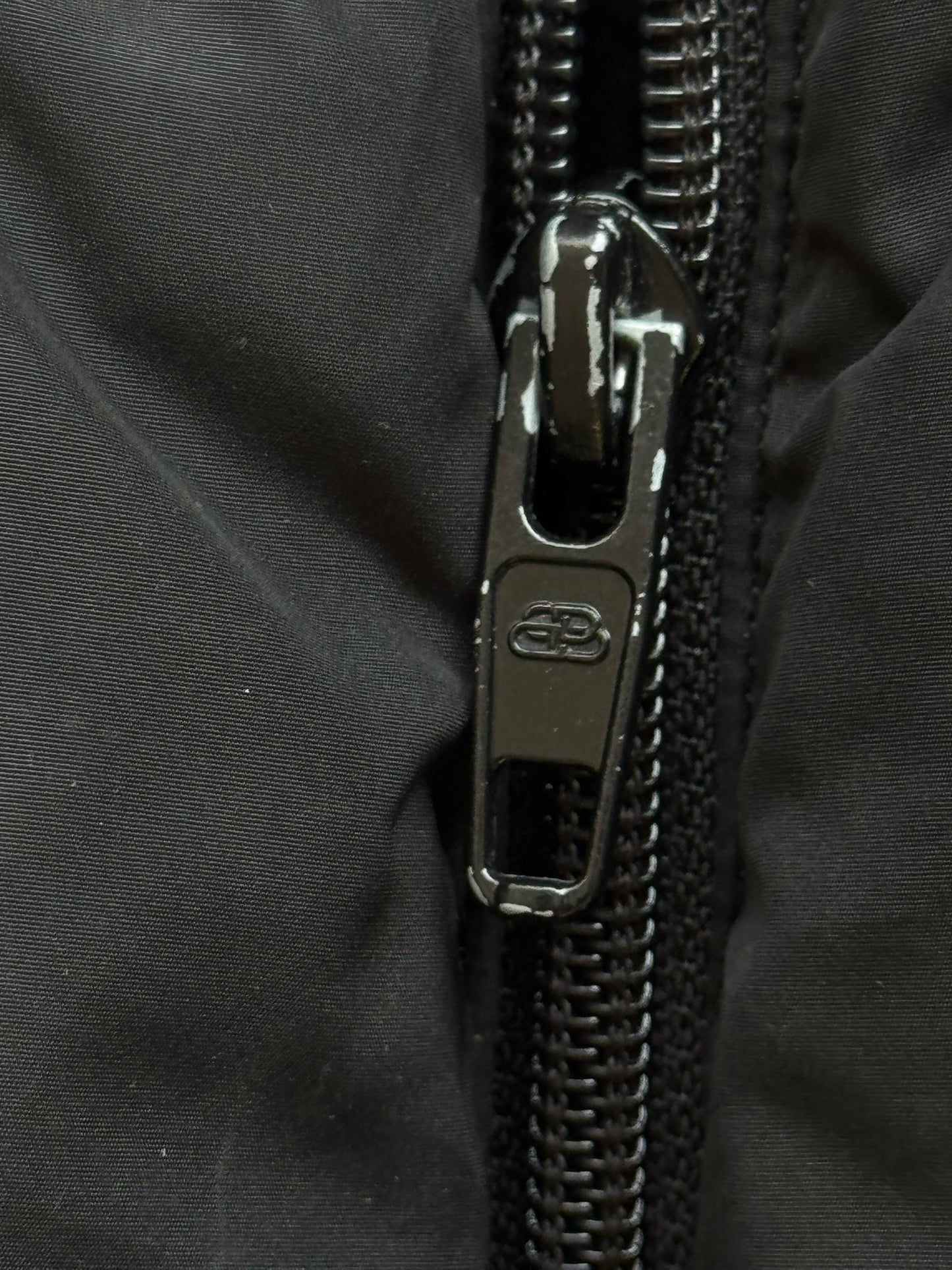 Balenciaga C Shape Black Puffer Jacket (L)