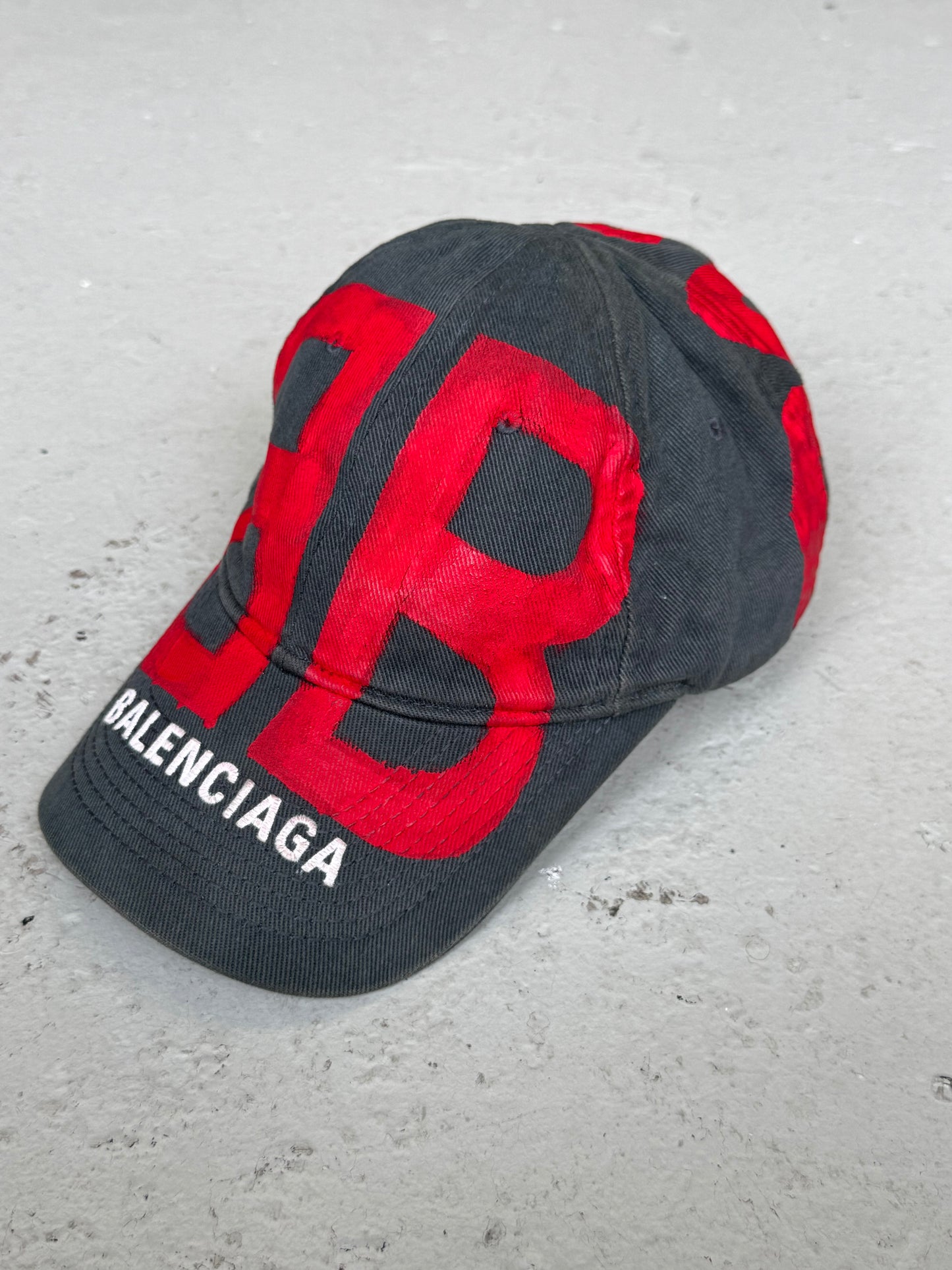 Balenciaga BB Sprayed Hat (L)