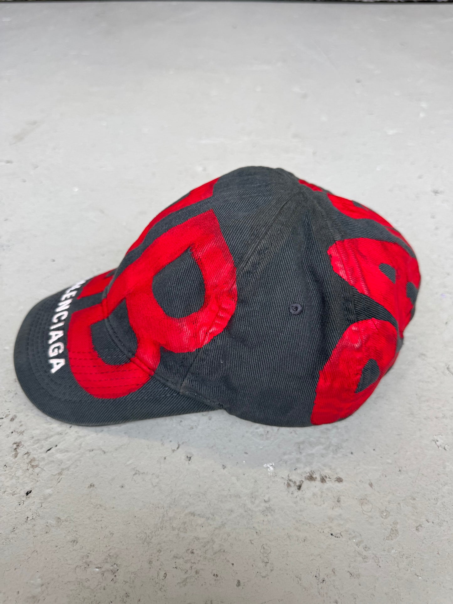 Balenciaga BB Sprayed Hat (L)