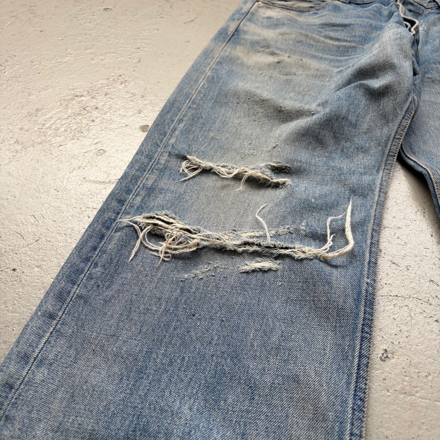 Celine Light Wash Distressed Denim (32)