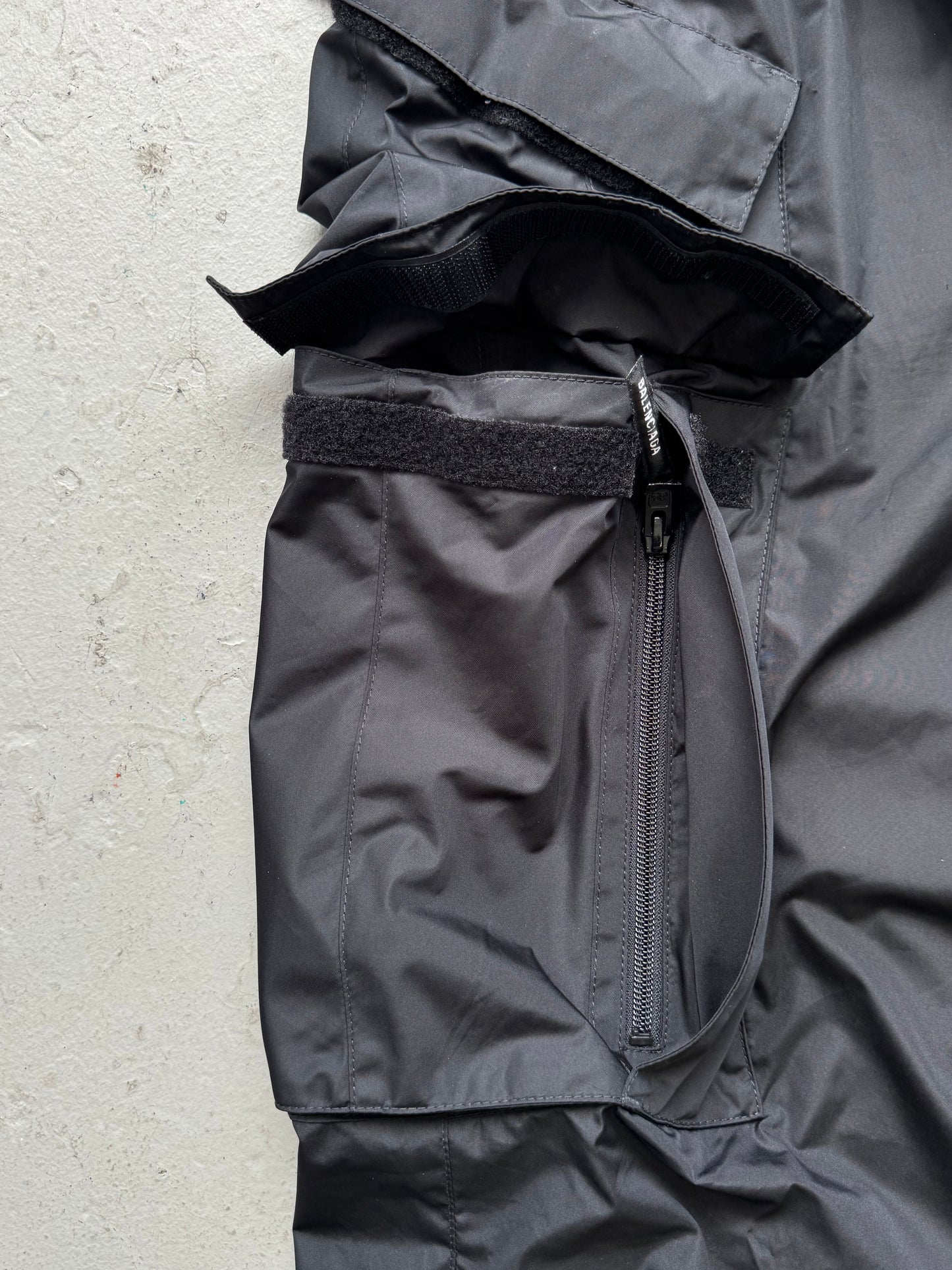 Balenciaga Nylon Cargo Pants (48)