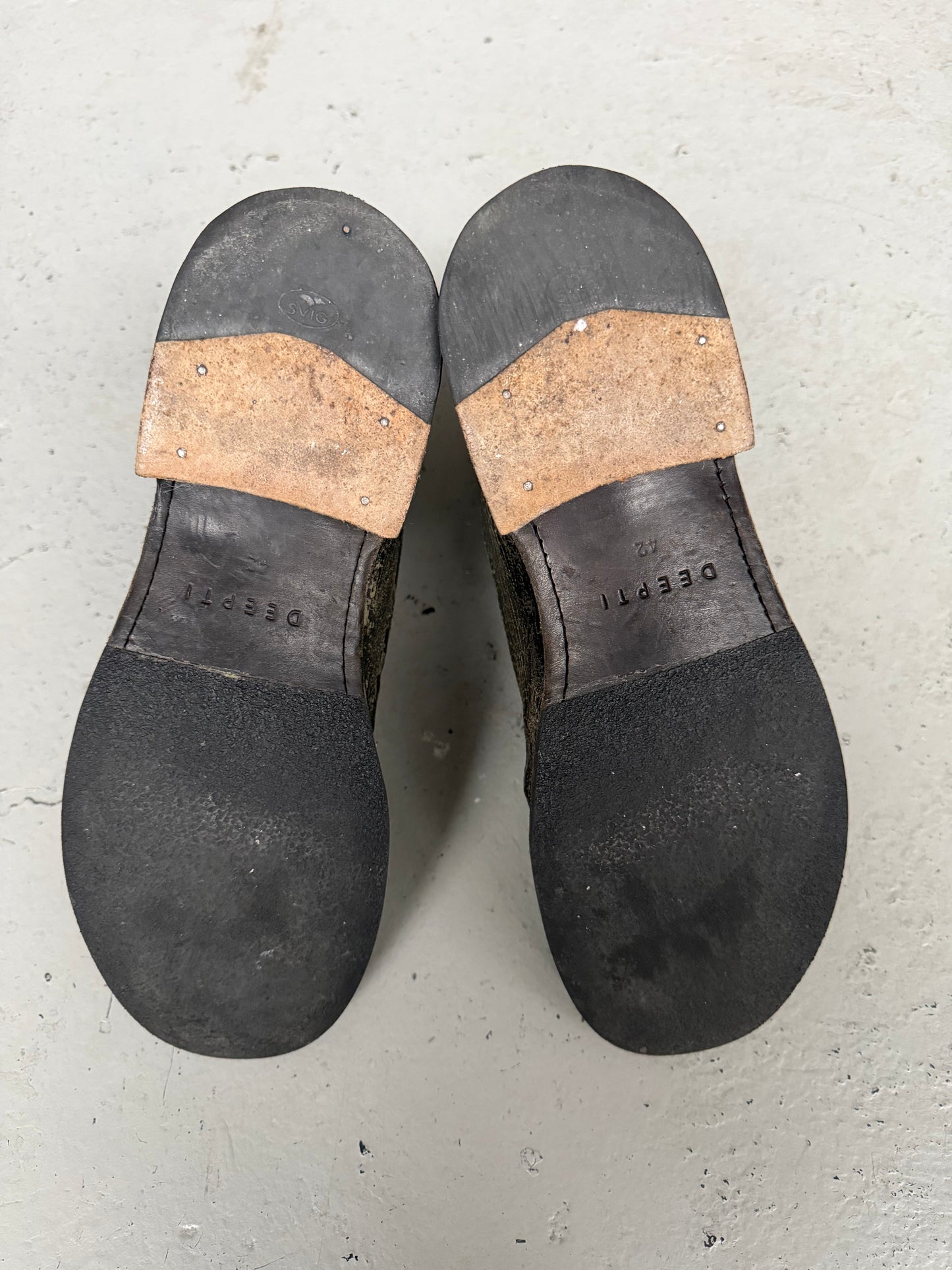 Deepti Crash Culatta Boots (42)