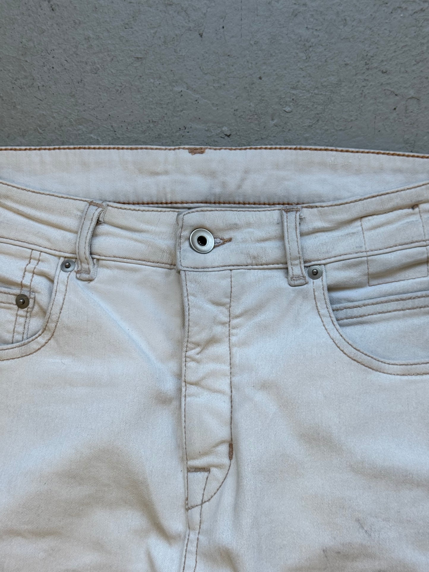 Rick Owens Drkshdw White Wax Detroit Cut Denim (30)