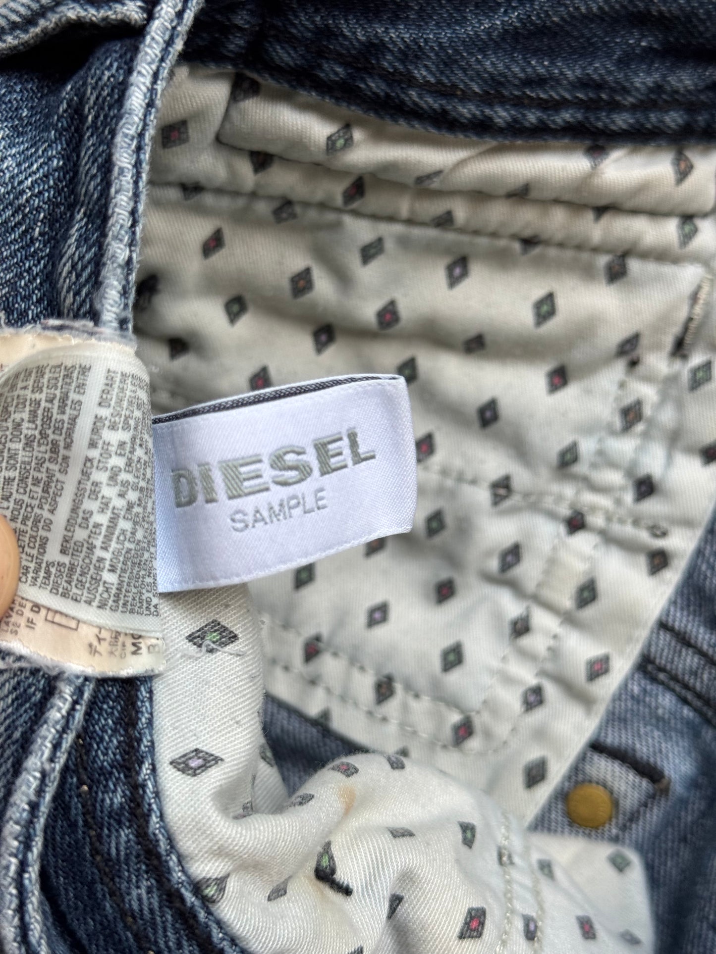 Diesel Light Wash Distressed Denim (32)