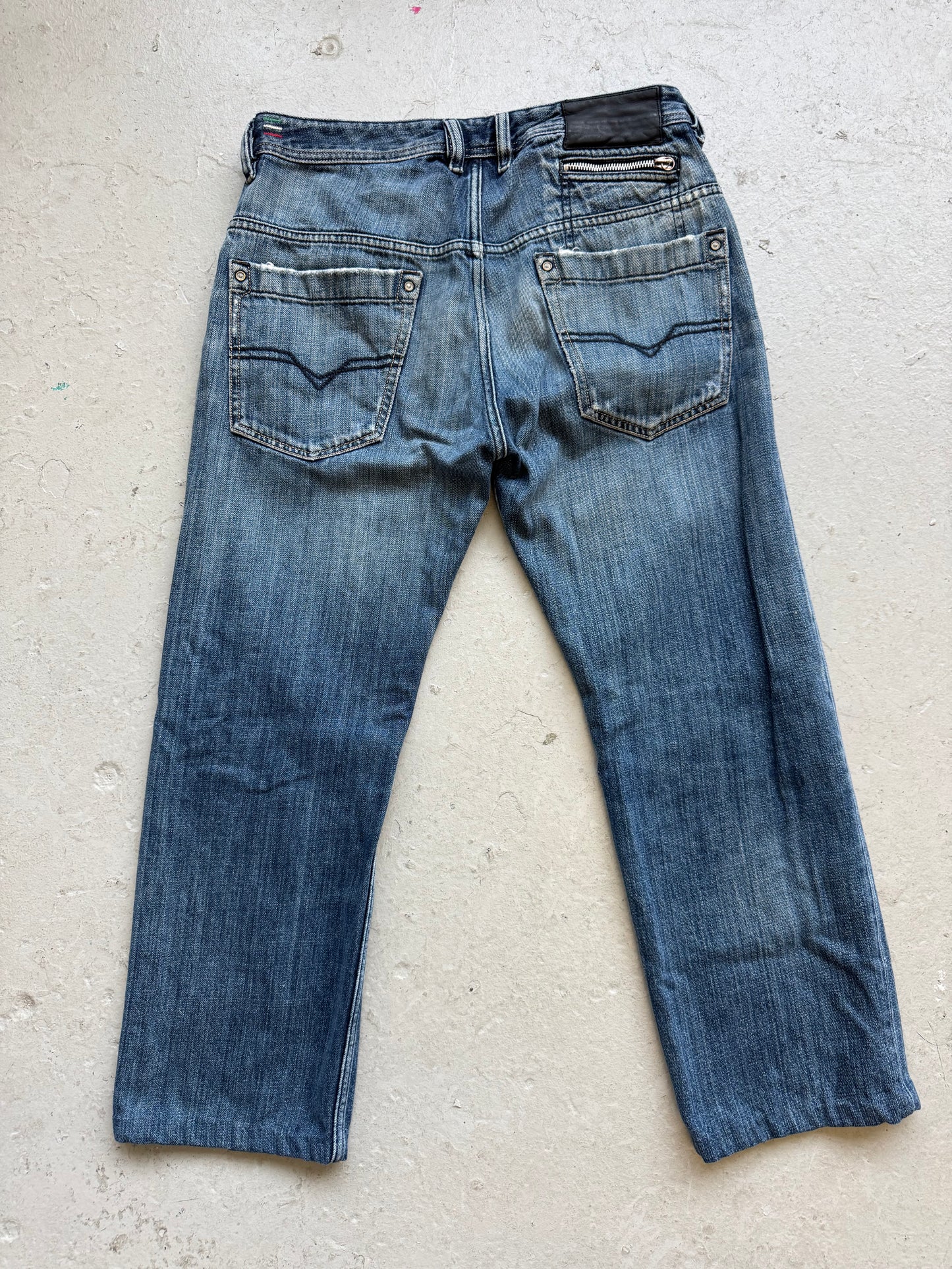 Diesel Light Wash Distressed Denim (32)