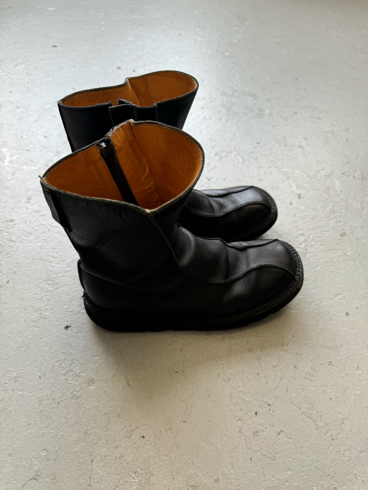 RIPVANWINKLE Side Zip Boots (40)