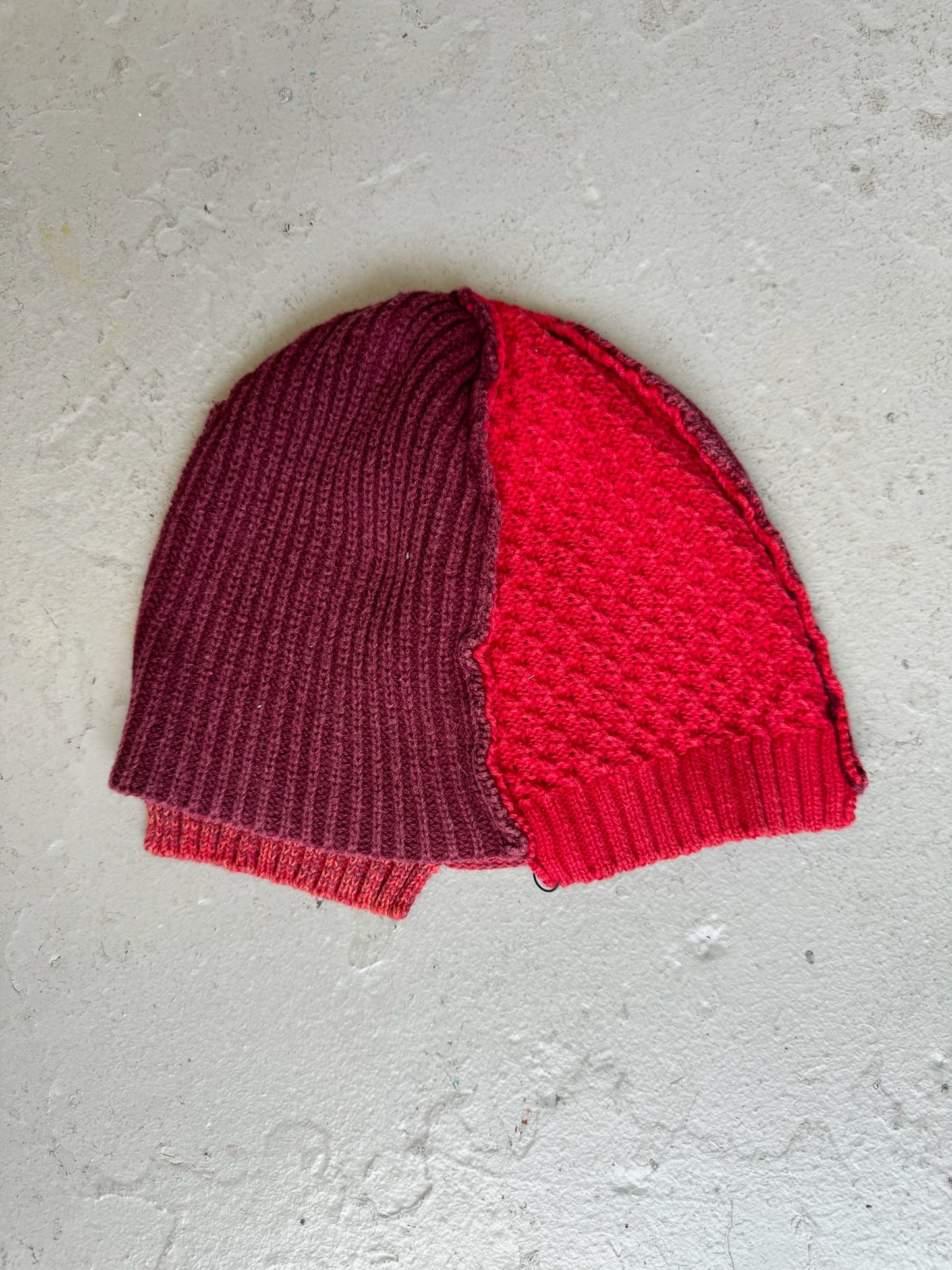 The Viridi Anne Red Beanie (OS)
