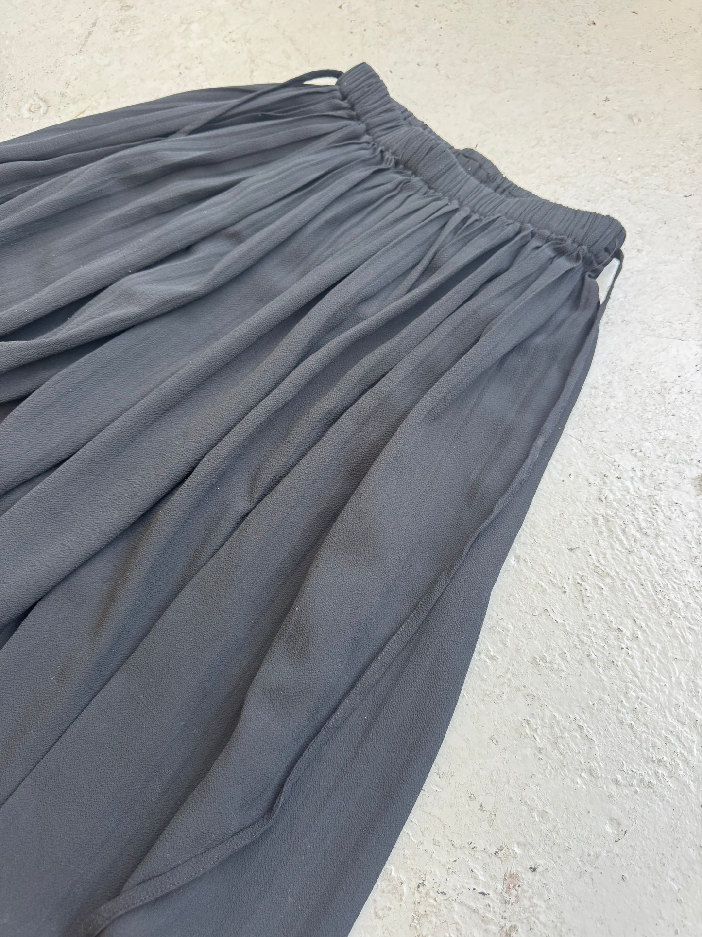 Black Light Pleated Shorts (M)