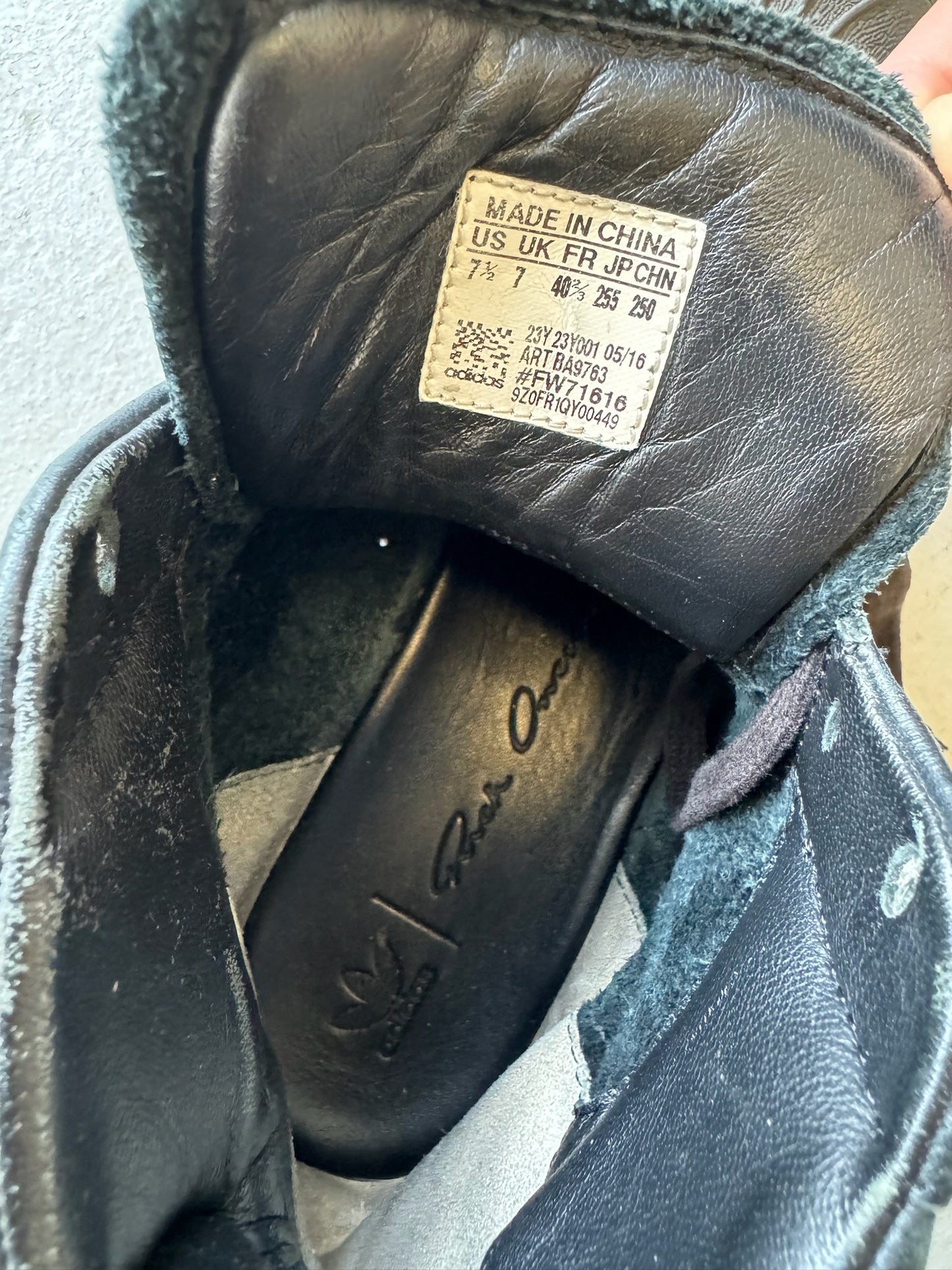 Rick Owens X Adidas Mastadon Pro Model Black (7.5)