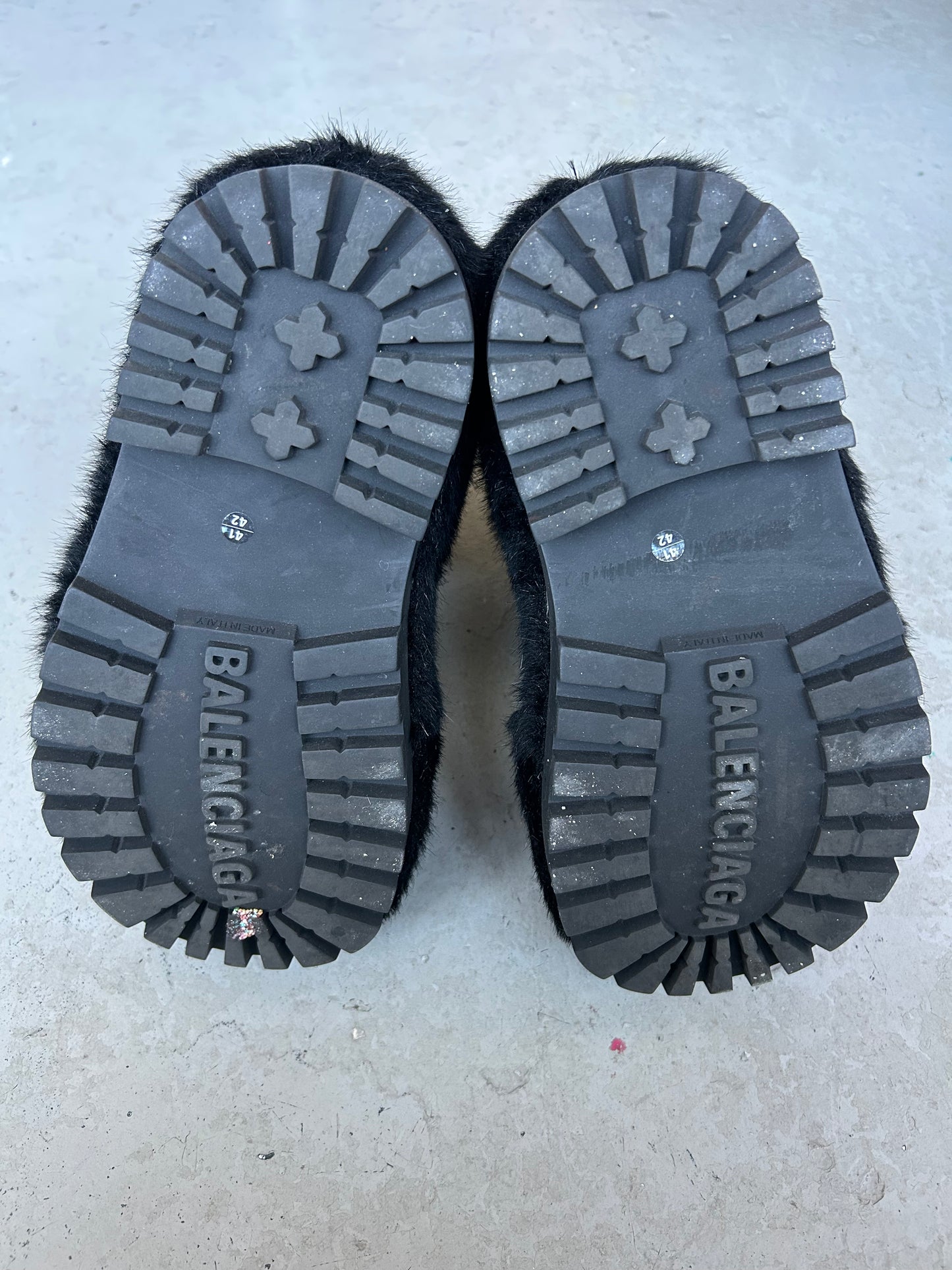 Balenciaga Black Alaska Fur Boot (42)