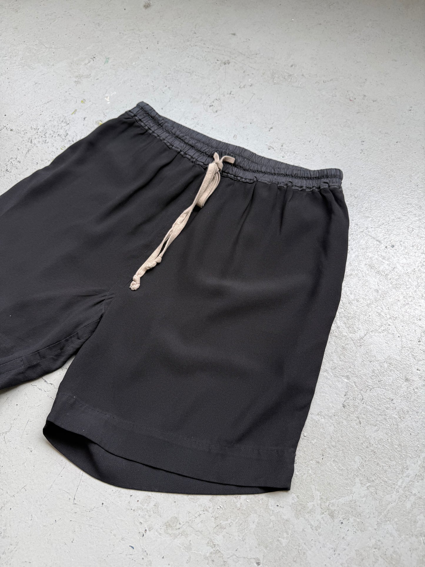 Rick Owens SS18 DIRT Viscose Shorts (42)