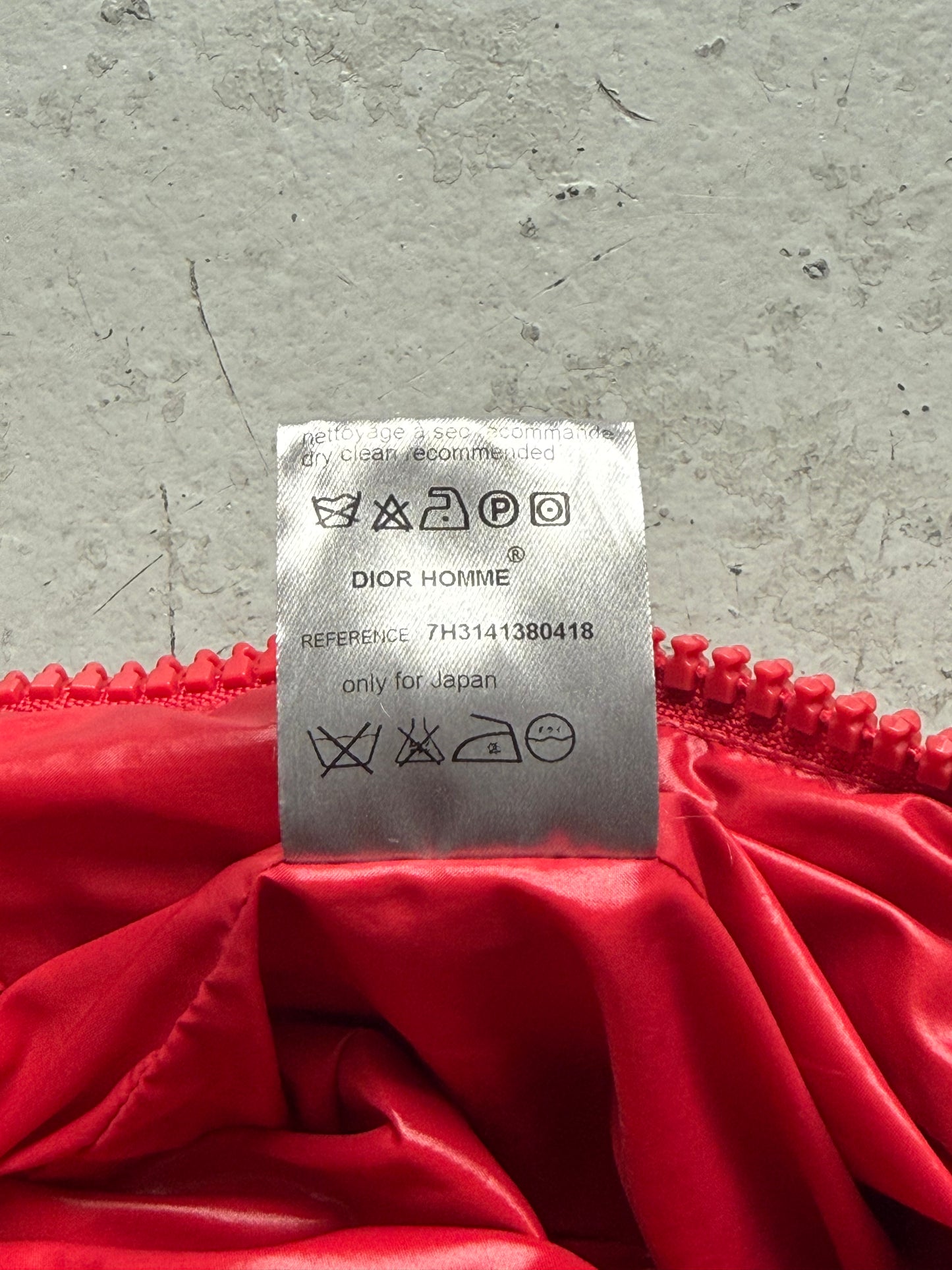 Dior Homme AW07 "Navigate" Red Hooded Puffer Vest (44)