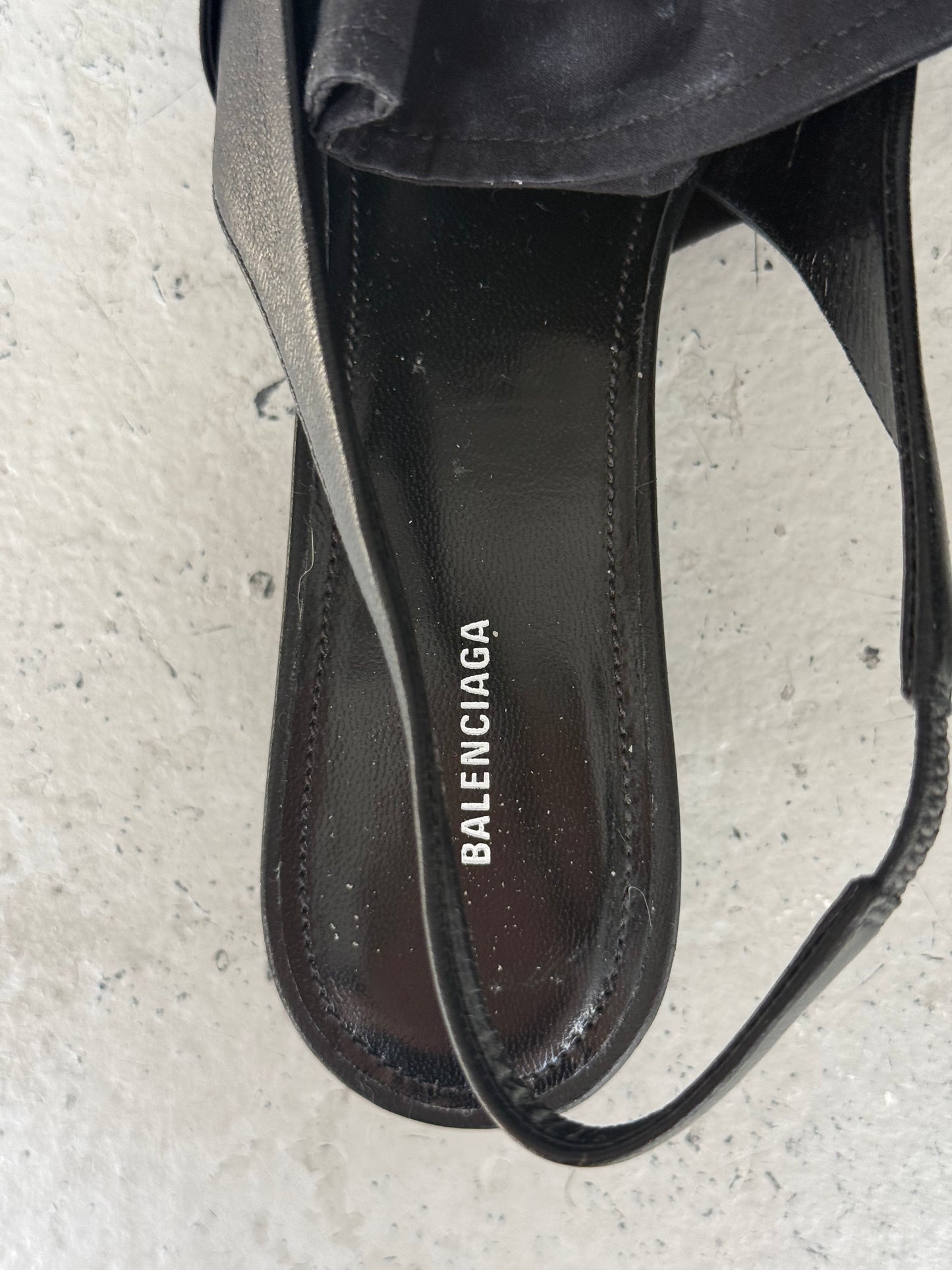 Balenciaga Bow Detail Leather Slingback Pumps