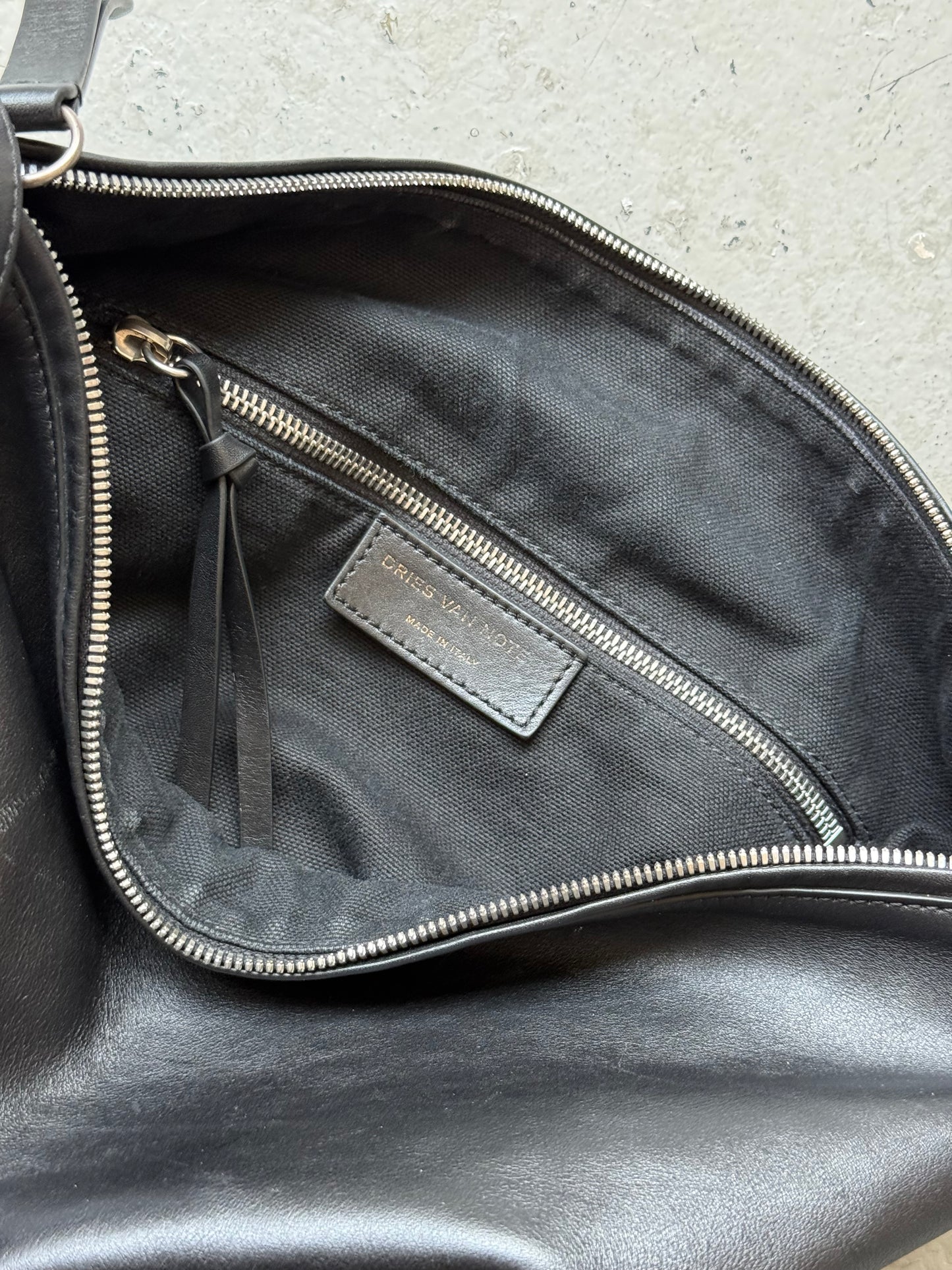 Dries Van Noten Leather Messenger Bag (OS)