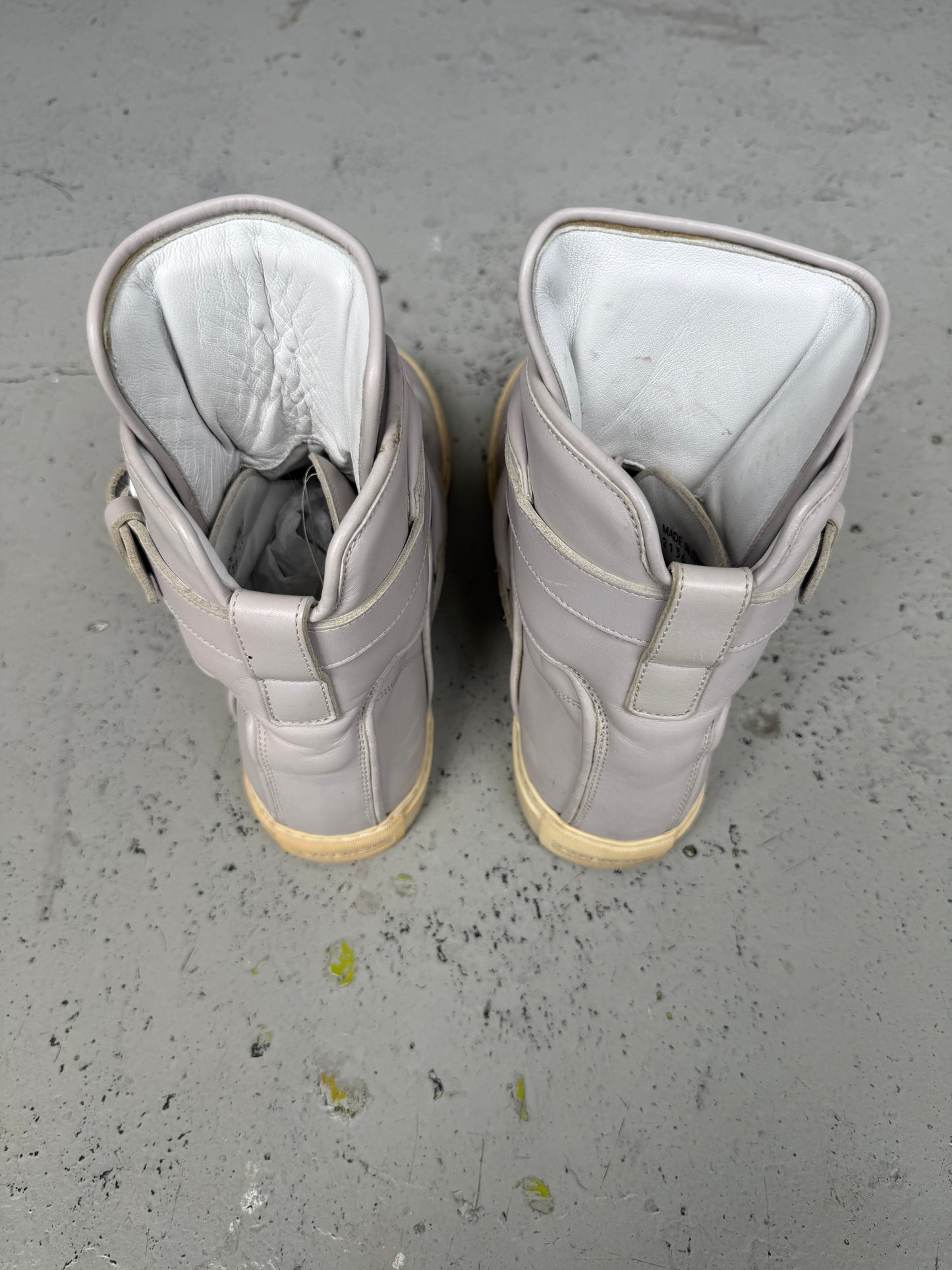 Givenchy Double Buckle Grey High Top Sneakers (42)
