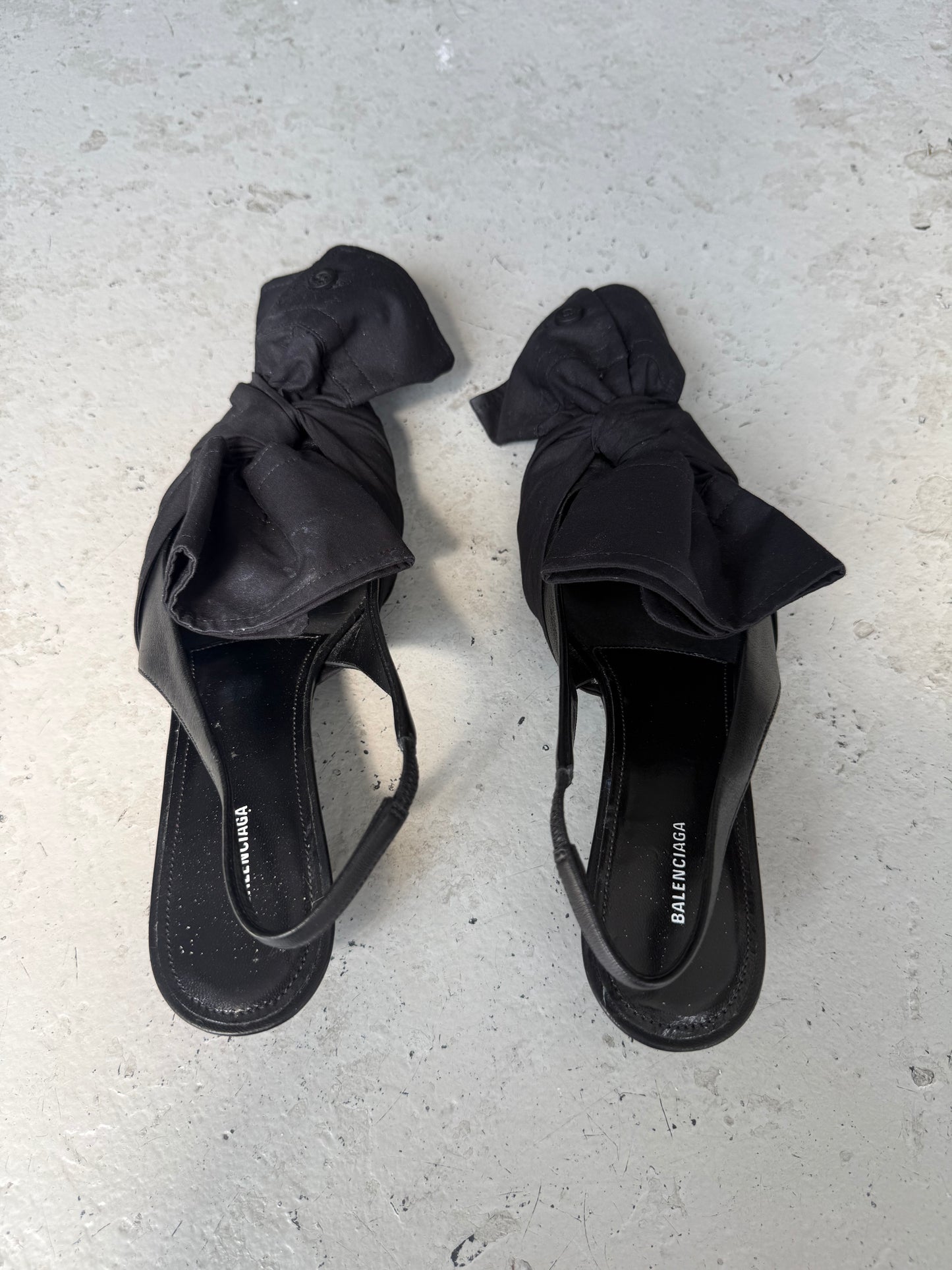 Balenciaga Bow Detail Leather Slingback Pumps