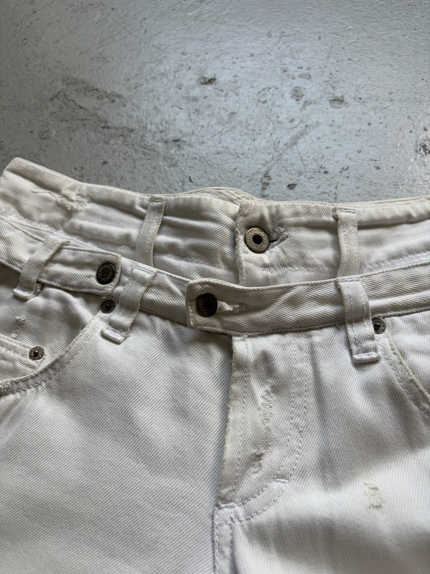 Dolce & Gabbana Double Waisted White Denim (45)