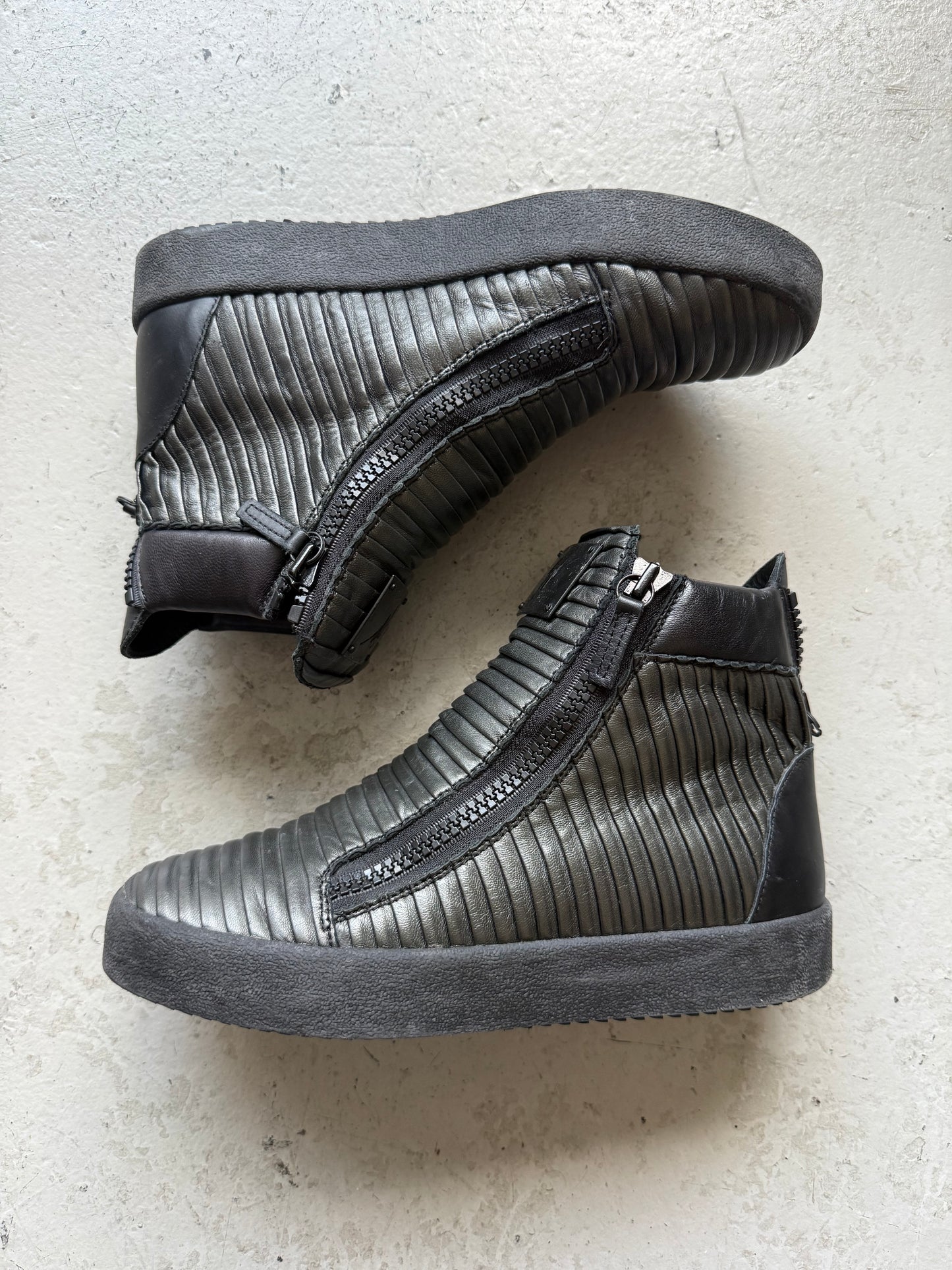 Giuseppe Paneled High Top Sneakers (42)