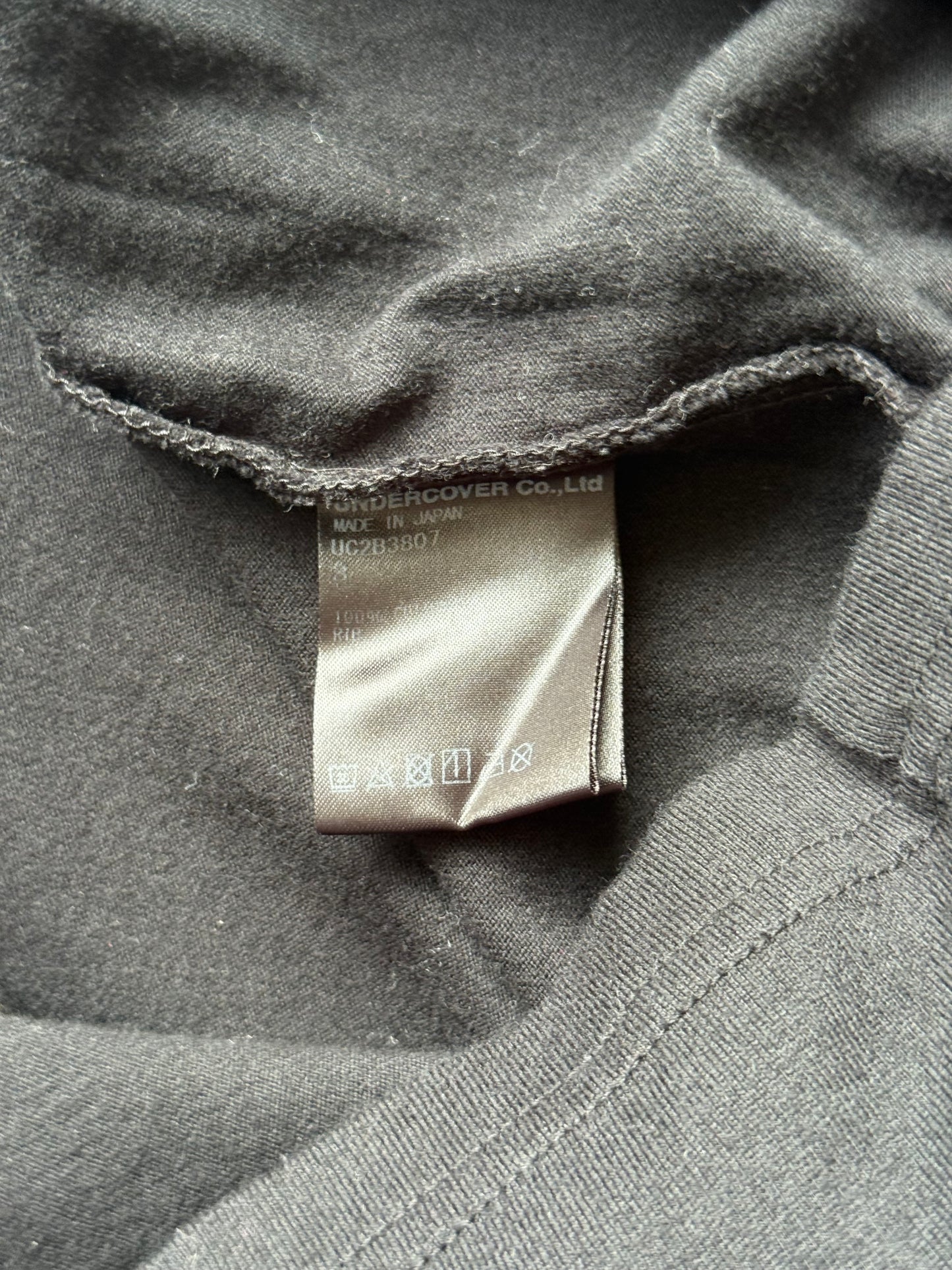 Undercover Sleep With Window Open Short Sleeve Shirt (3)