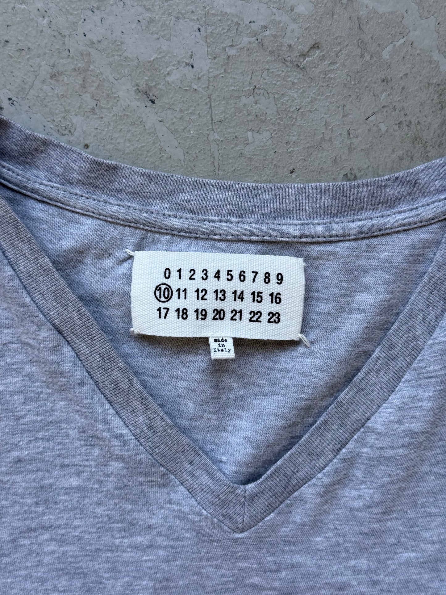 Maison Martin Margiela Grey V Neck Short Sleeve  (48)