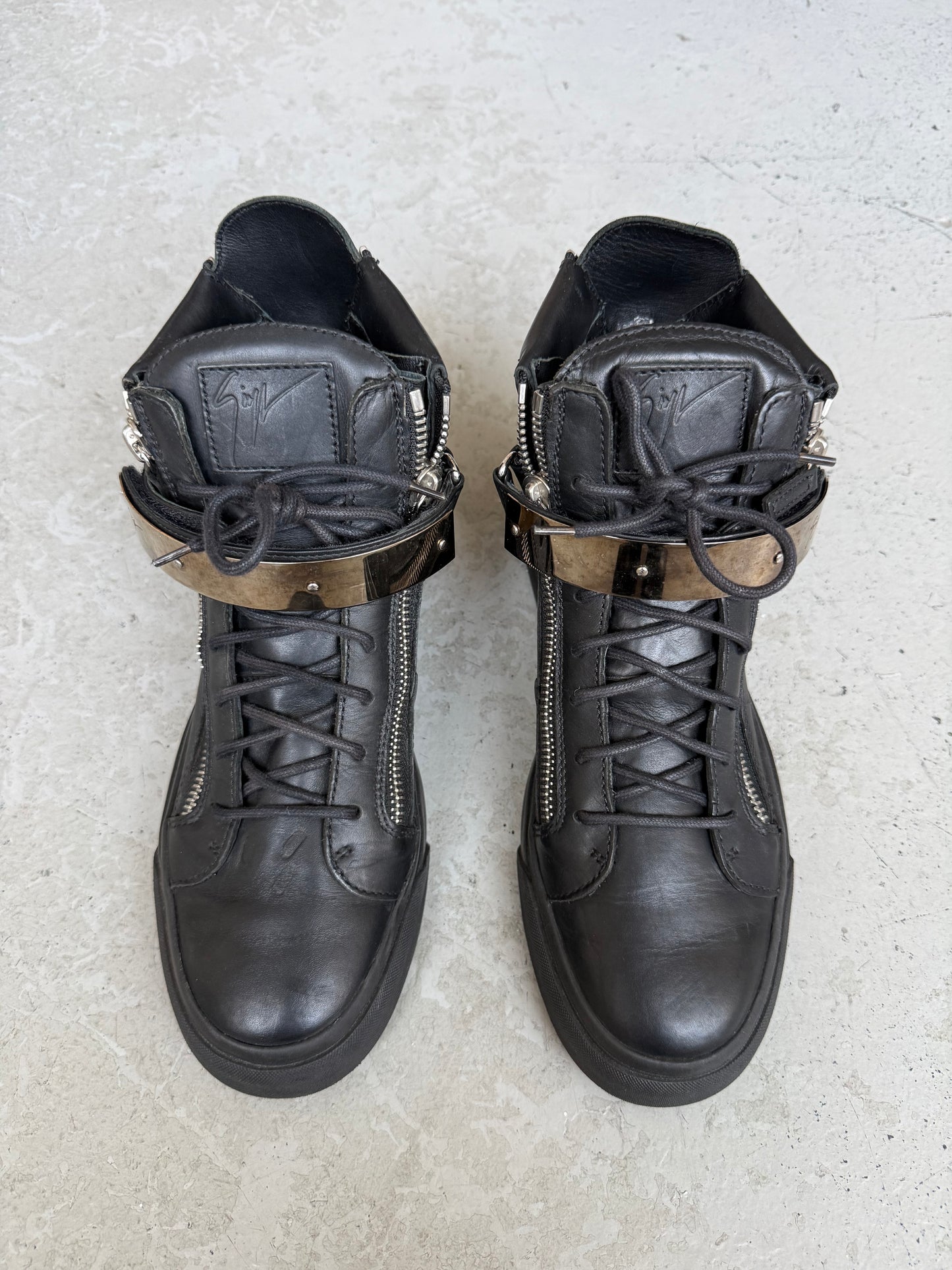 Giuseppe Black Leather Plated Strapped Leather Sneakers (42)