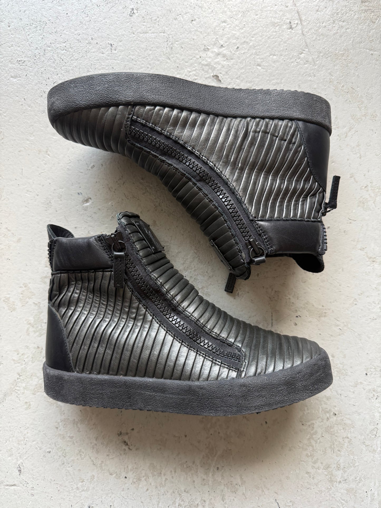 Giuseppe Paneled High Top Sneakers (42)