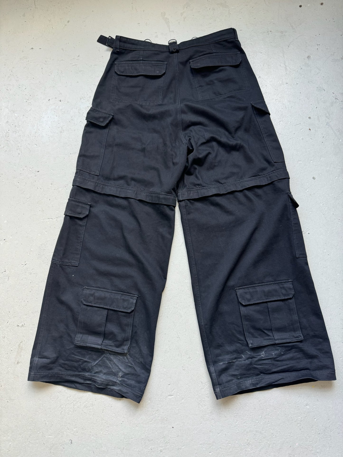 Vetements SS23 Multi Pocket Heavy Convertible Cargo Pants (36)