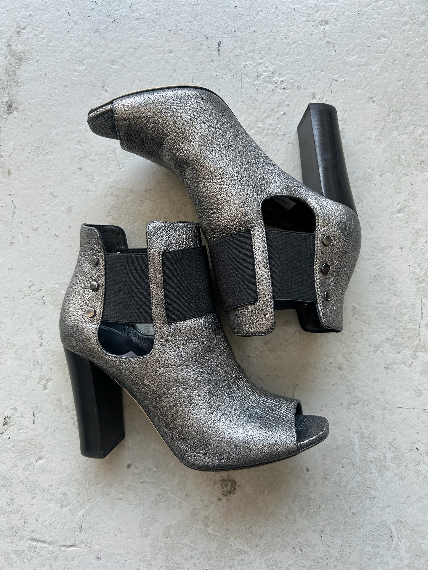 Jimmy Choo Metallic Leather Pumps (35.5)
