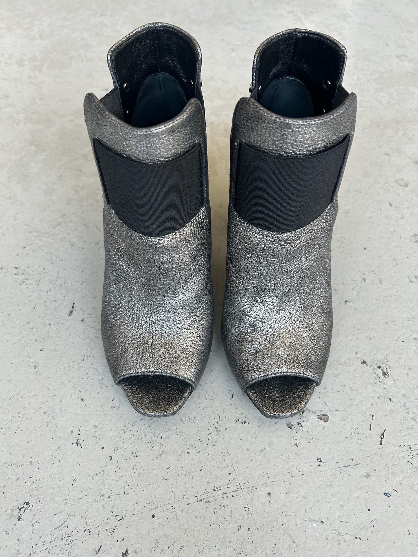 Jimmy Choo Metallic Leather Pumps (35.5)