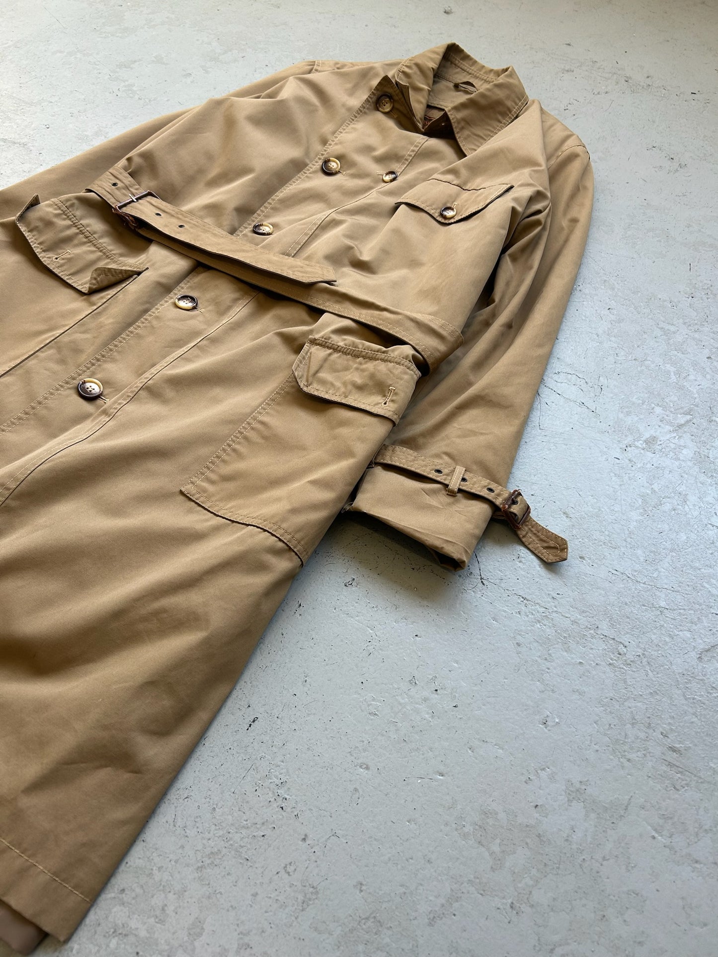 Yves Saint Laurent Khacki Trench Coat (40)