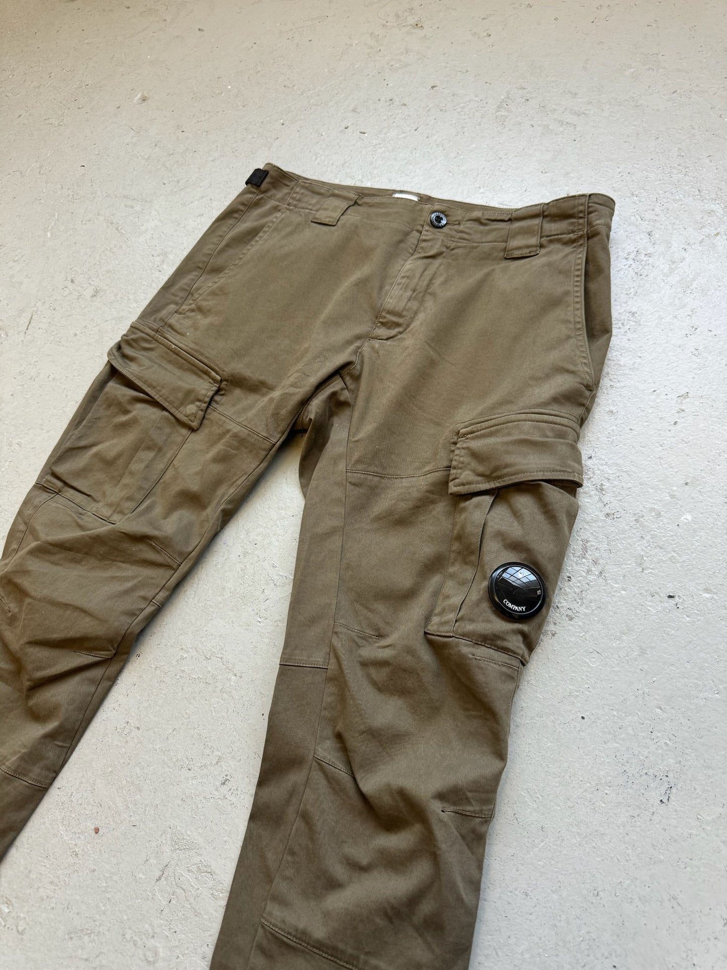 C.P. Company Ergonamic Olive Cargo Pants (48)