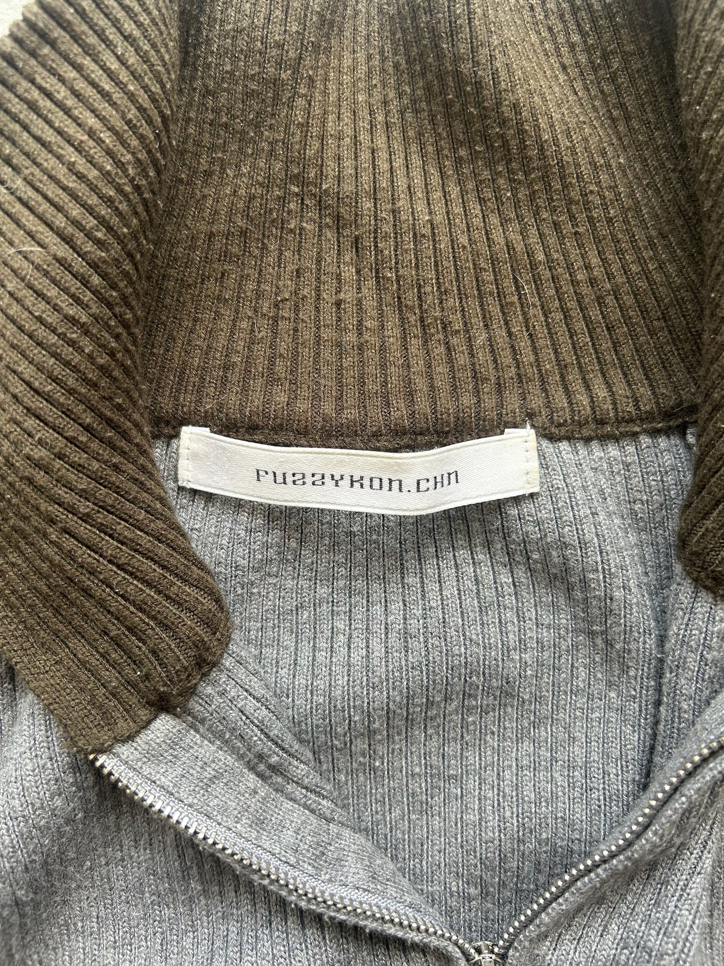 Vintage Cotton Ribbed Grey and Olive Cropped Zip Up (M)