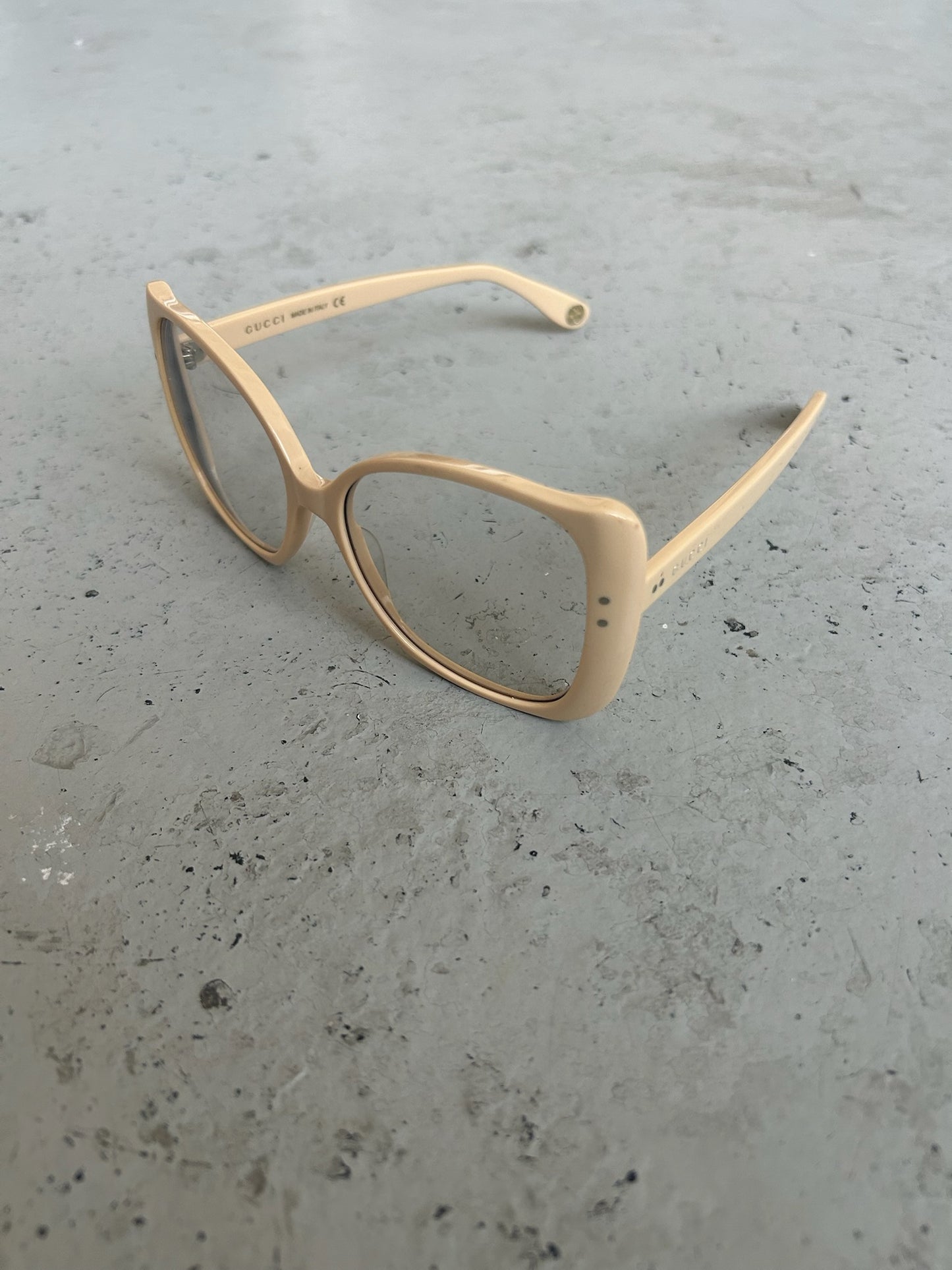 Gucci Cream Glasses (OS)