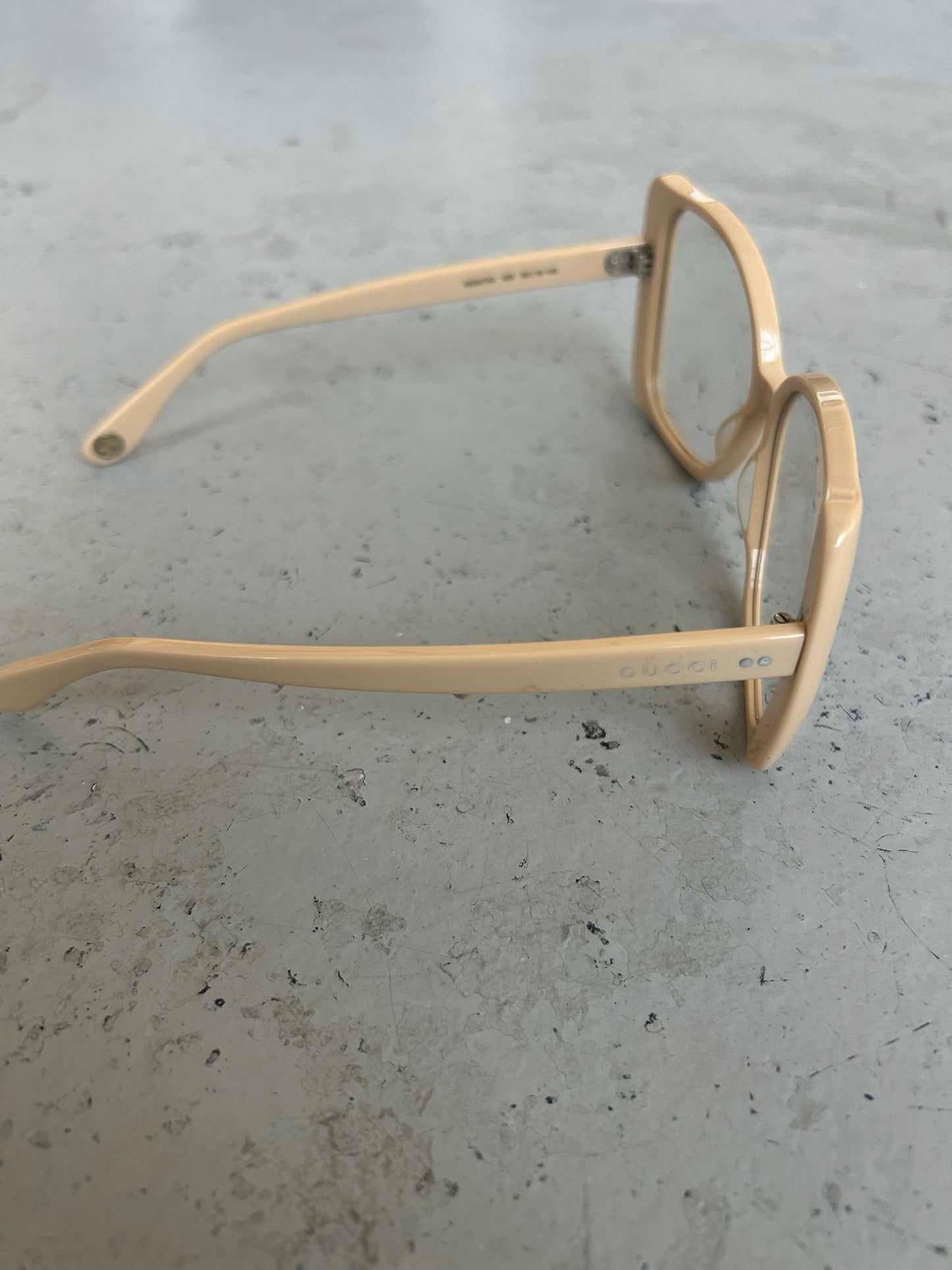 Gucci Cream Glasses (OS)