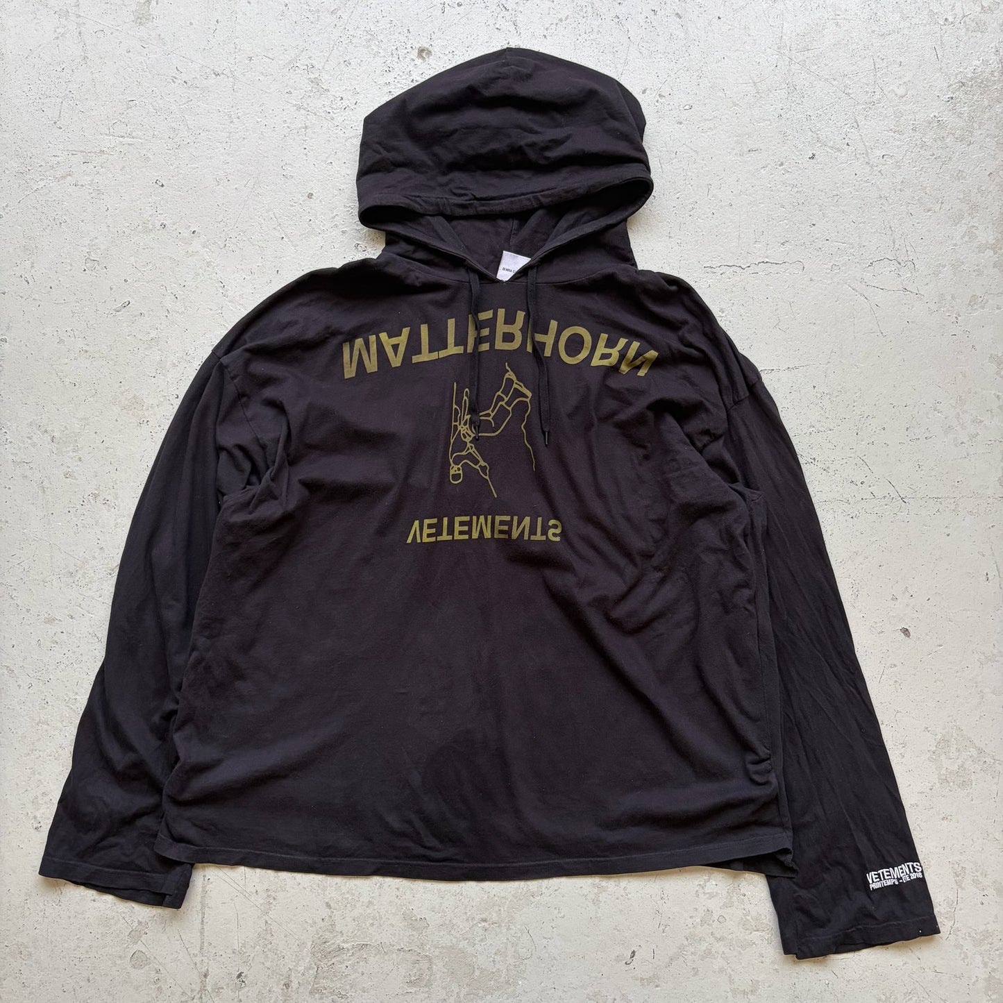 Vetements SS18 Matterhorn Hoodie (S)