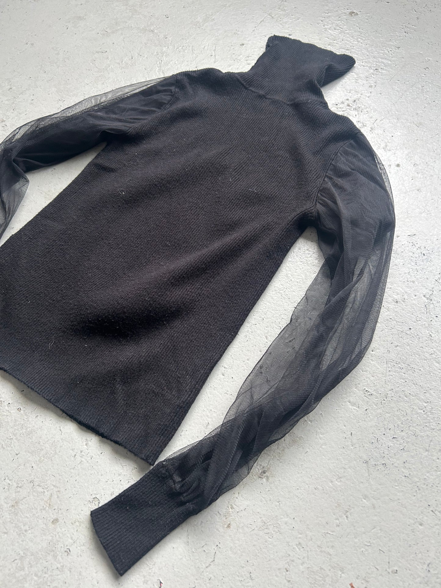 Vintage Cotton Ribbed Shirt With Polyester Ruffle Sleeves (M)