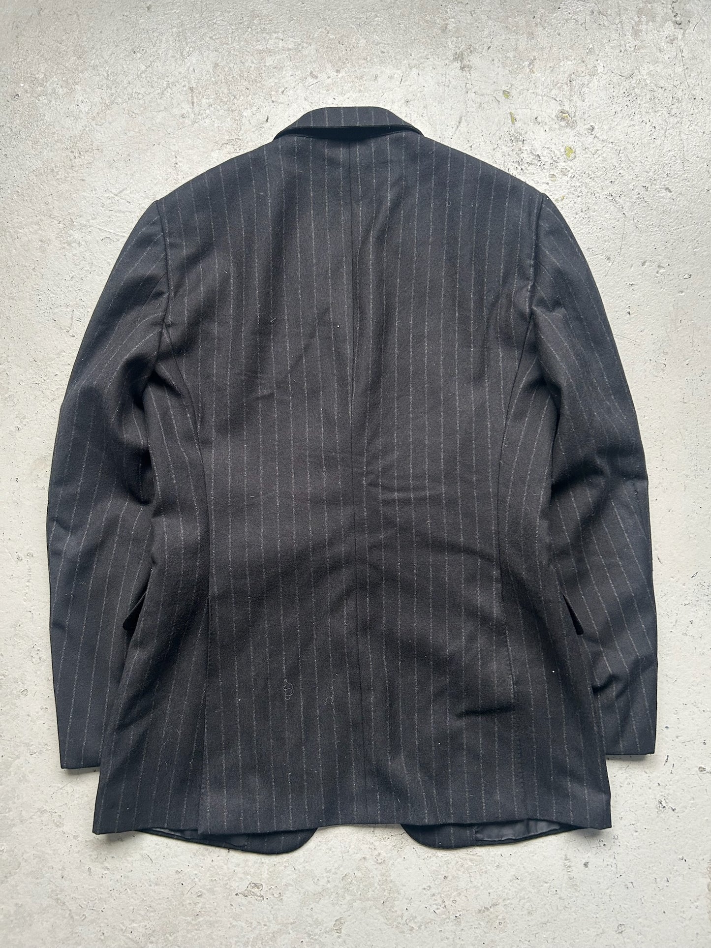 Gucci Tom Ford Pinstripe Suit (38)