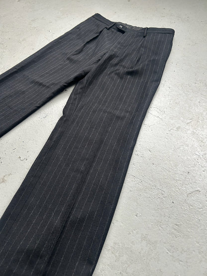 Gucci Tom Ford Pinstripe Suit (38)