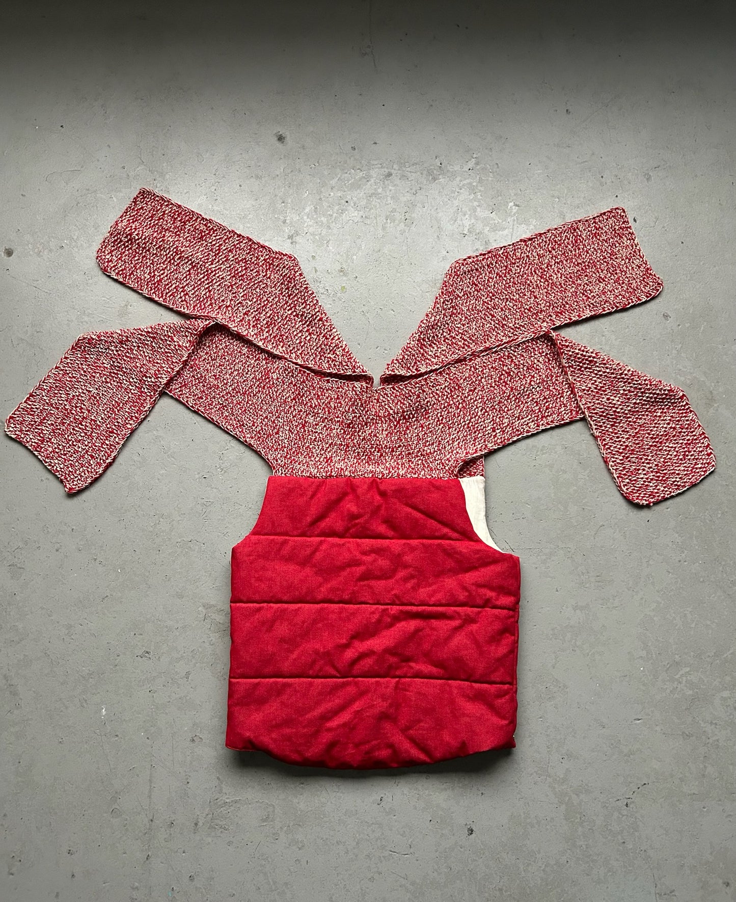 Bless No40 Red Vest With Knit Attatchment (OS)