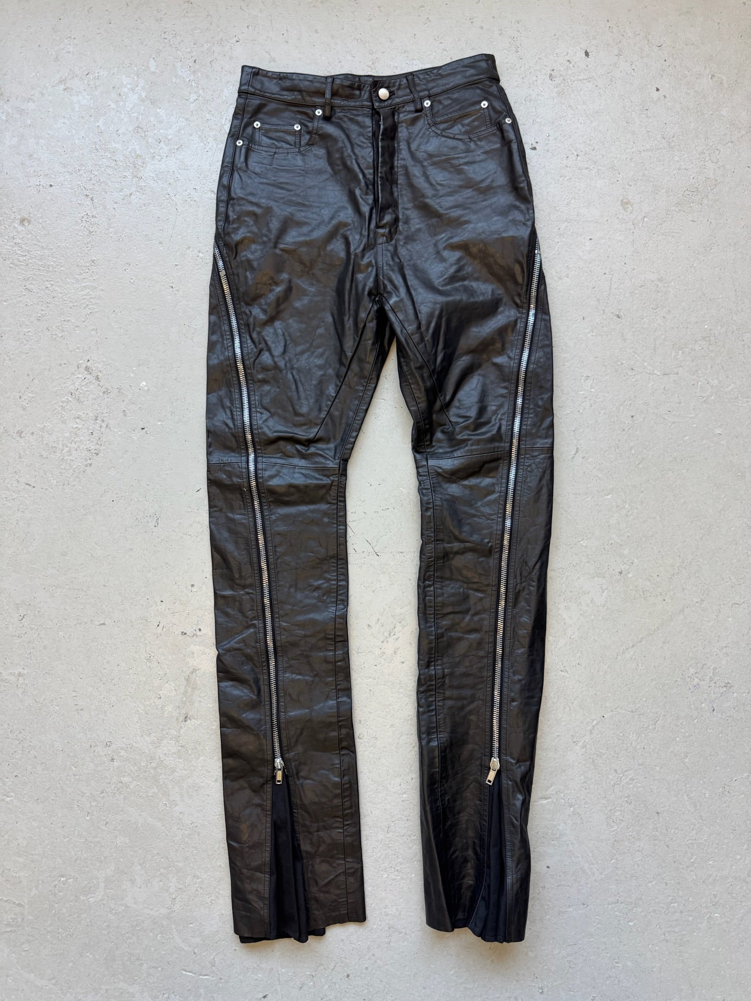 パンツ RICK OWENS 23aw bolan banana 30 RICK OWENS 23aw bolan banana 30 New Arrivals, Rick Owens SS2023