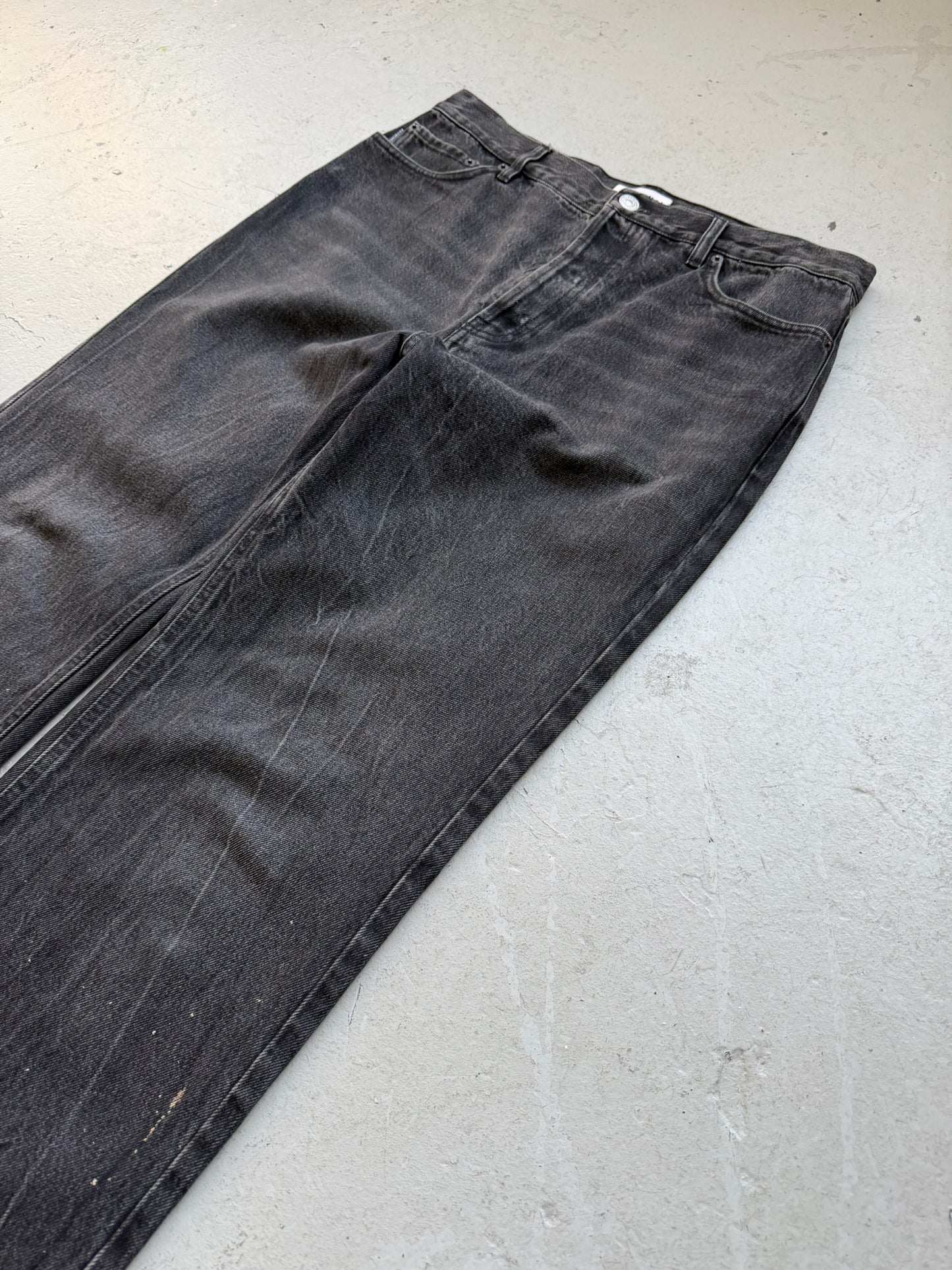 Balenciaga Paint Splatter Grey Wash Denim (33)