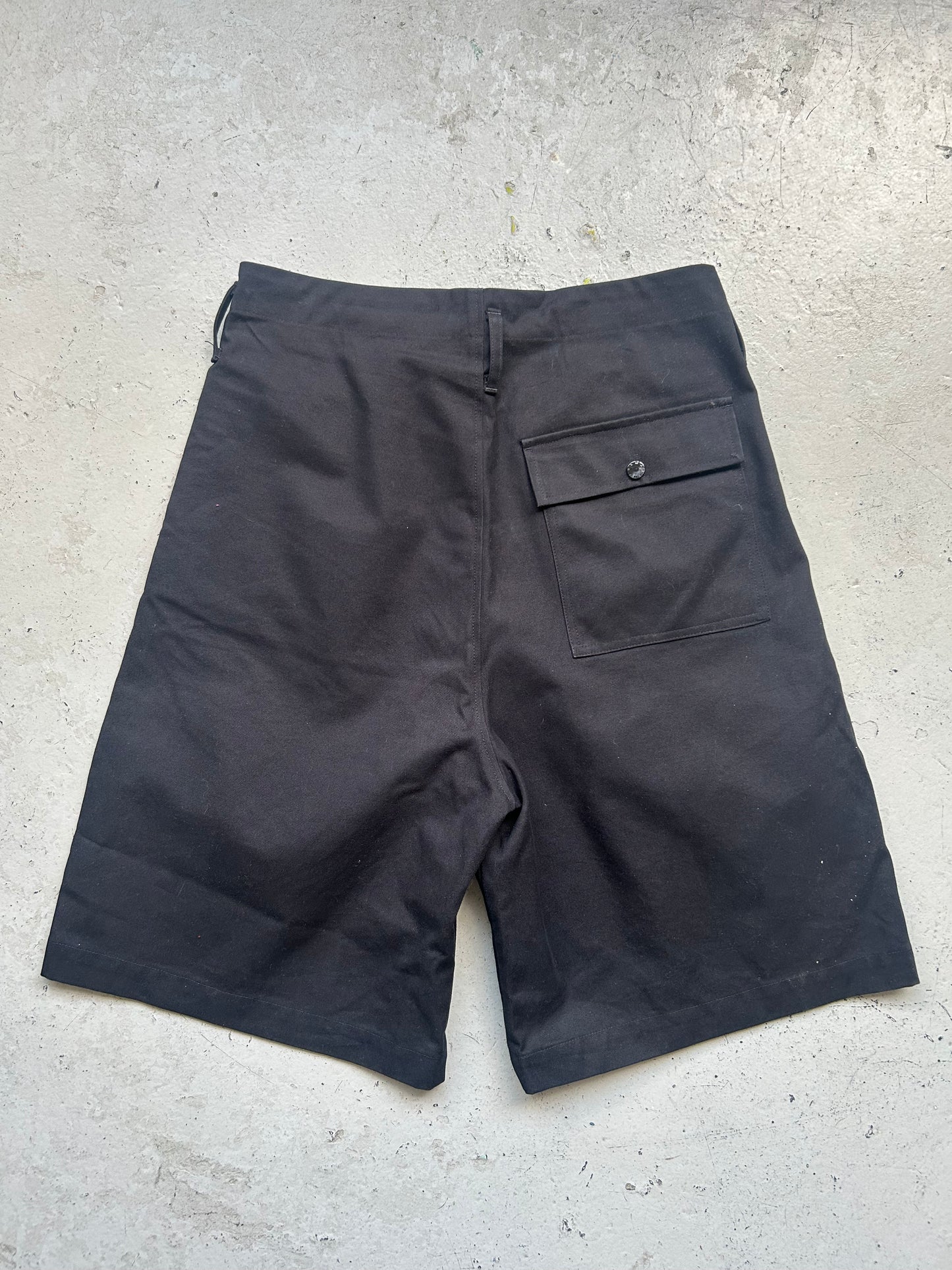 3Man Pleated Black Shorts (S)