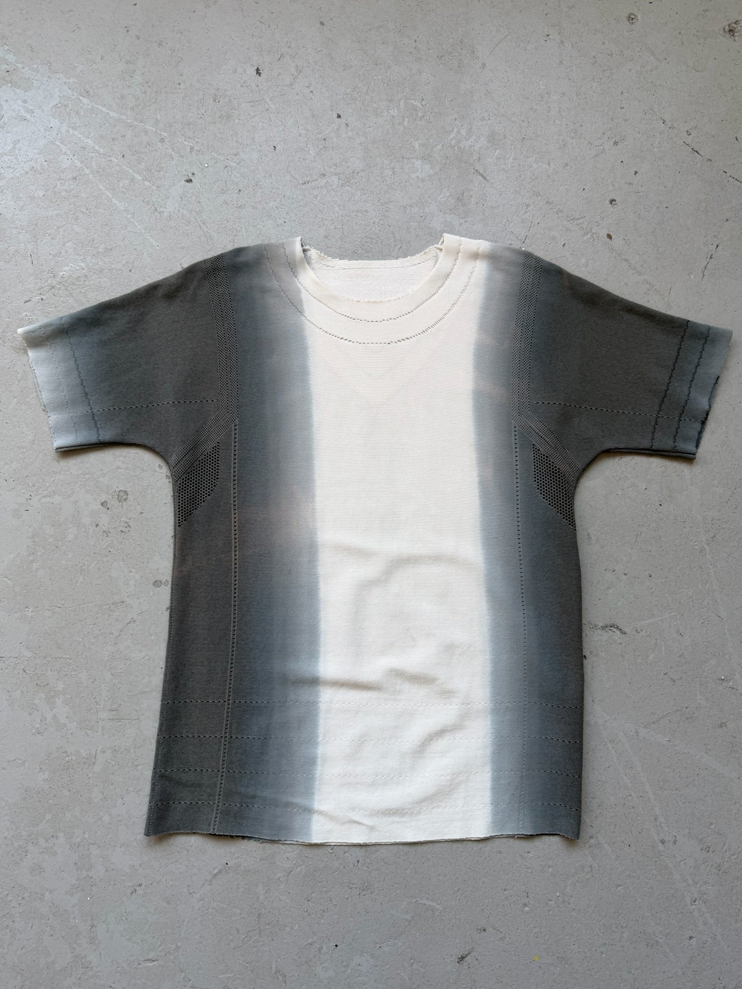 Issey Miyake Gradient Short Sleeve (L)