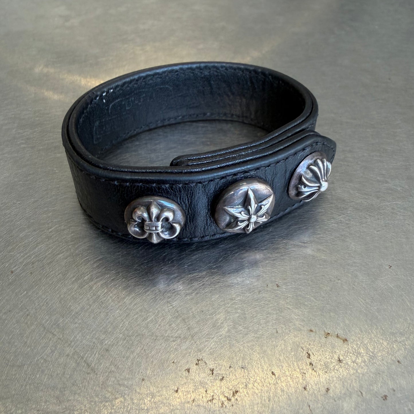 Chrome Hearts Black Leather Strap Silver Fleur Snap Bracelet (OS)
